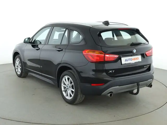 BMW X1 view 4