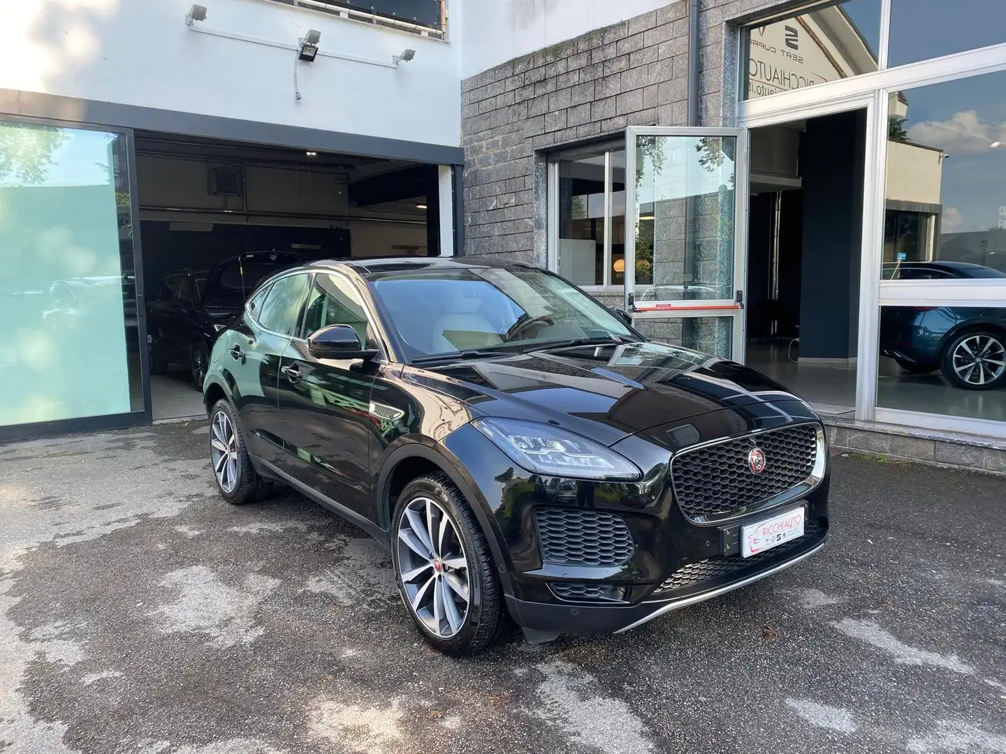 Jaguar E-Pace E-Pace 2.0d i4 R-Dynamic S awd 150cv auto Noir - 1