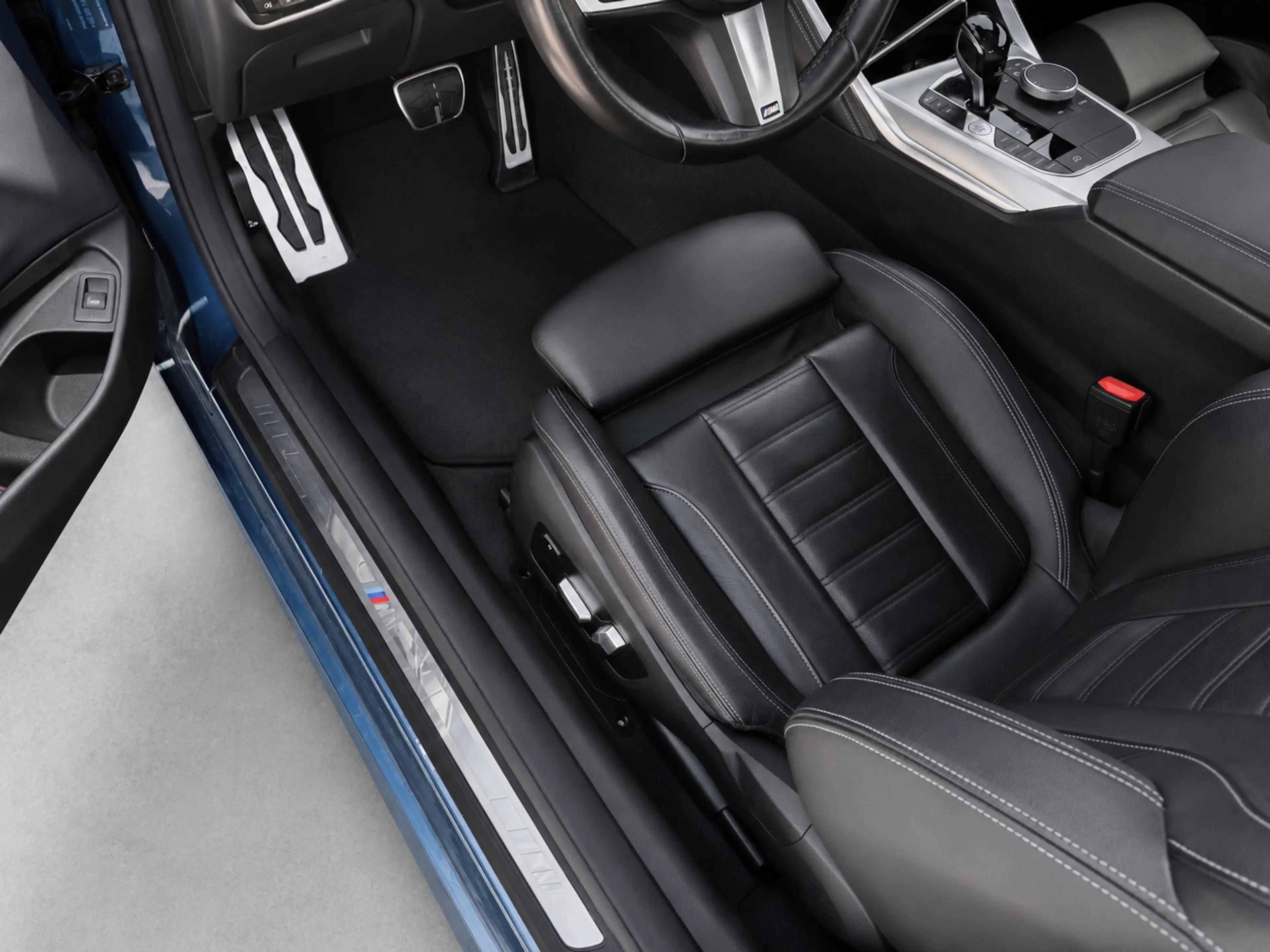BMW 440 (G22) M440i xDrive - Arctic Race Blue, Pano, HUD — photo 10