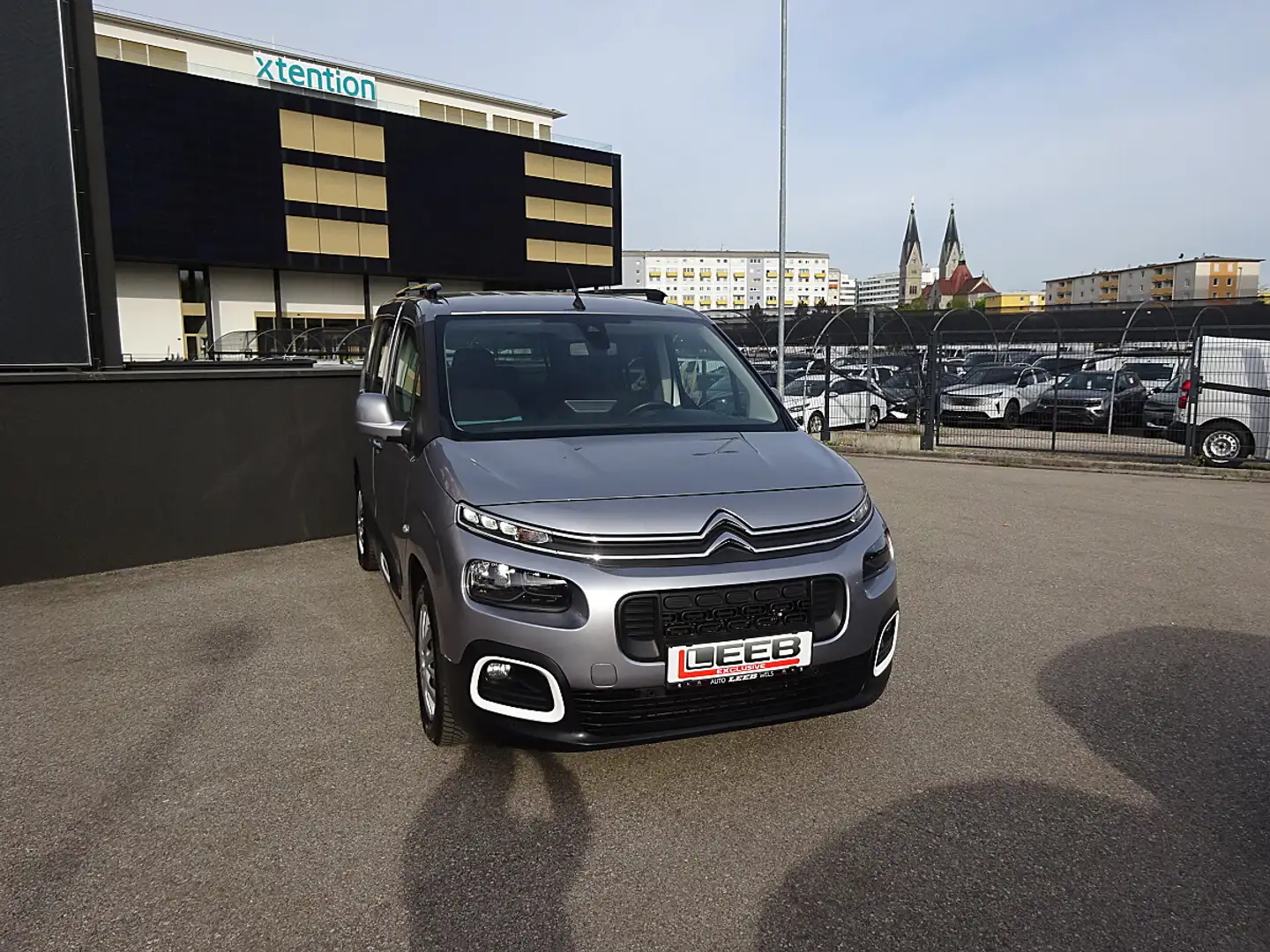 Citroen Berlingo PureTech 110 S&S Feel Grau - 2
