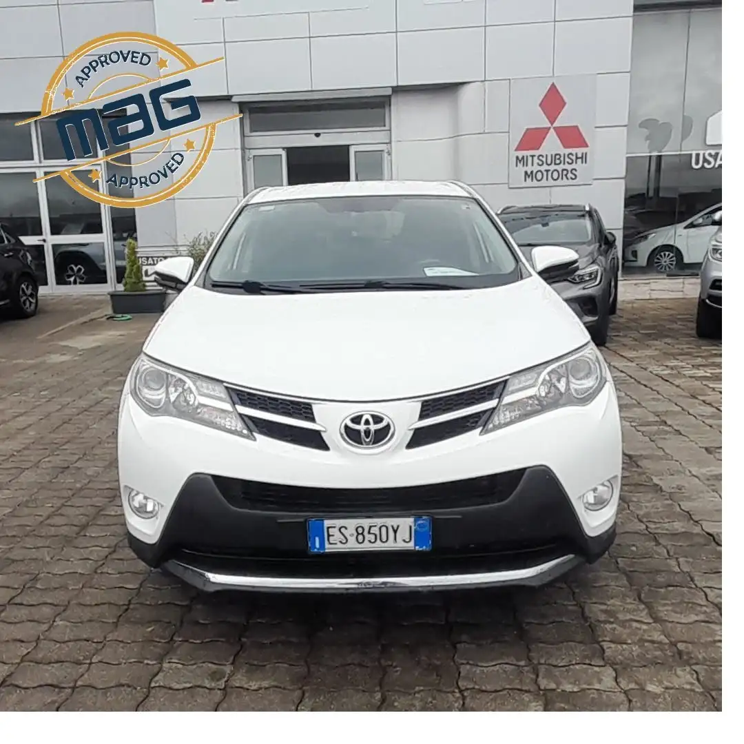 Toyota RAV 4 Rav4 2.0 d-4d Active 2wd 124cv mt Bianco - 1