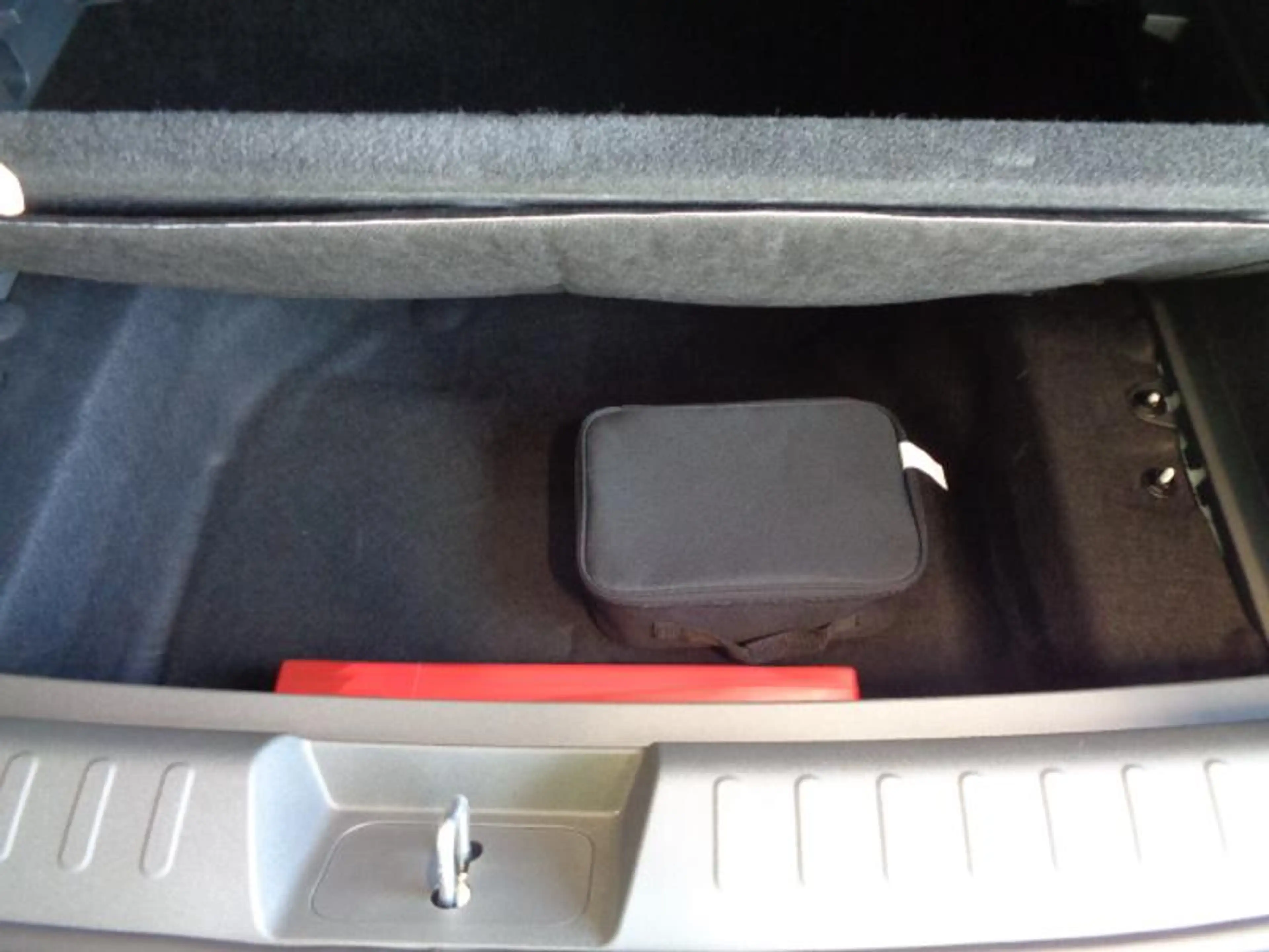 GWM ORA 5 SUV Premium 1.5 Turbo — photo 6