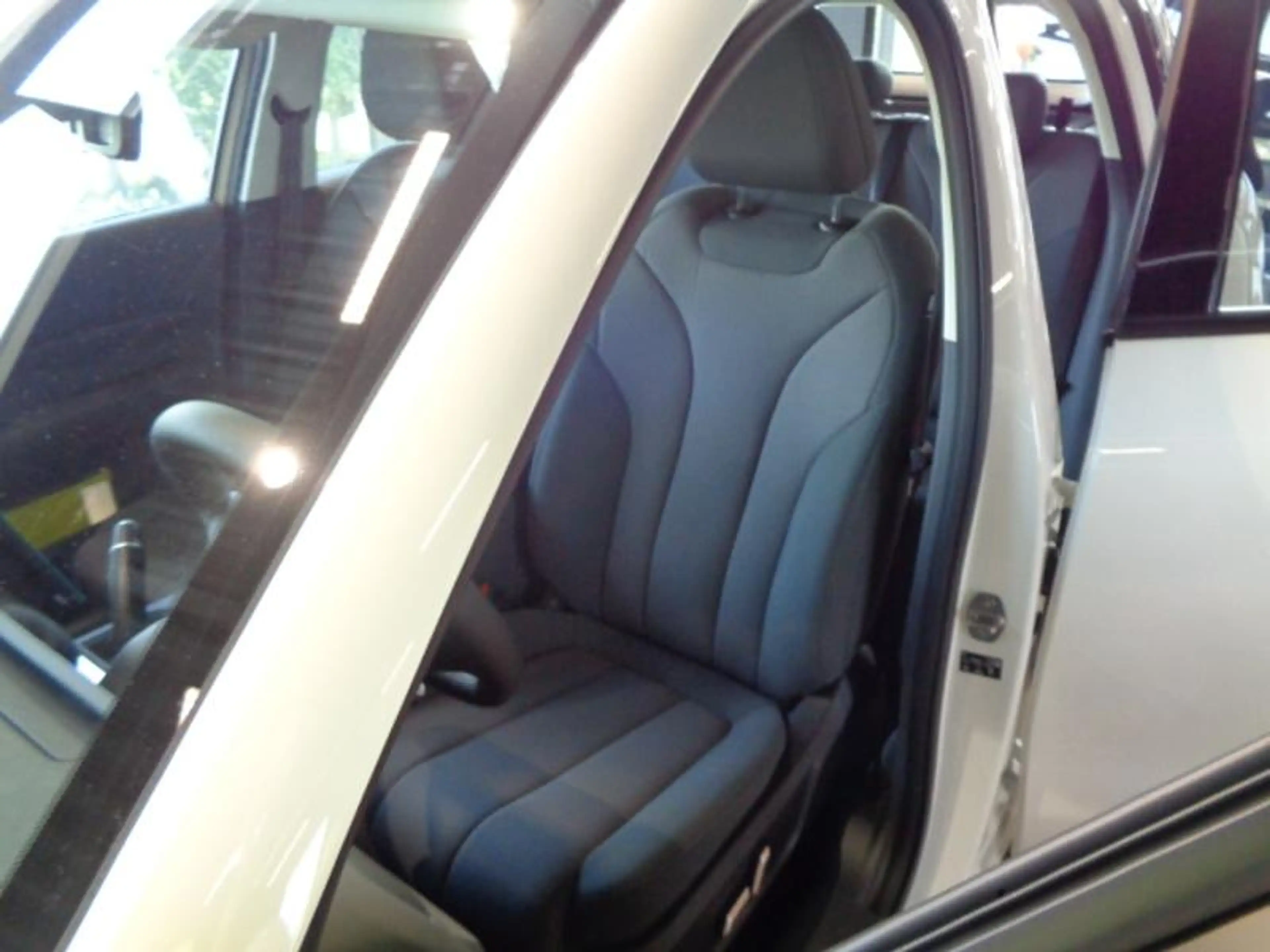 GWM ORA 5 SUV Premium 1.5 Turbo — photo 8