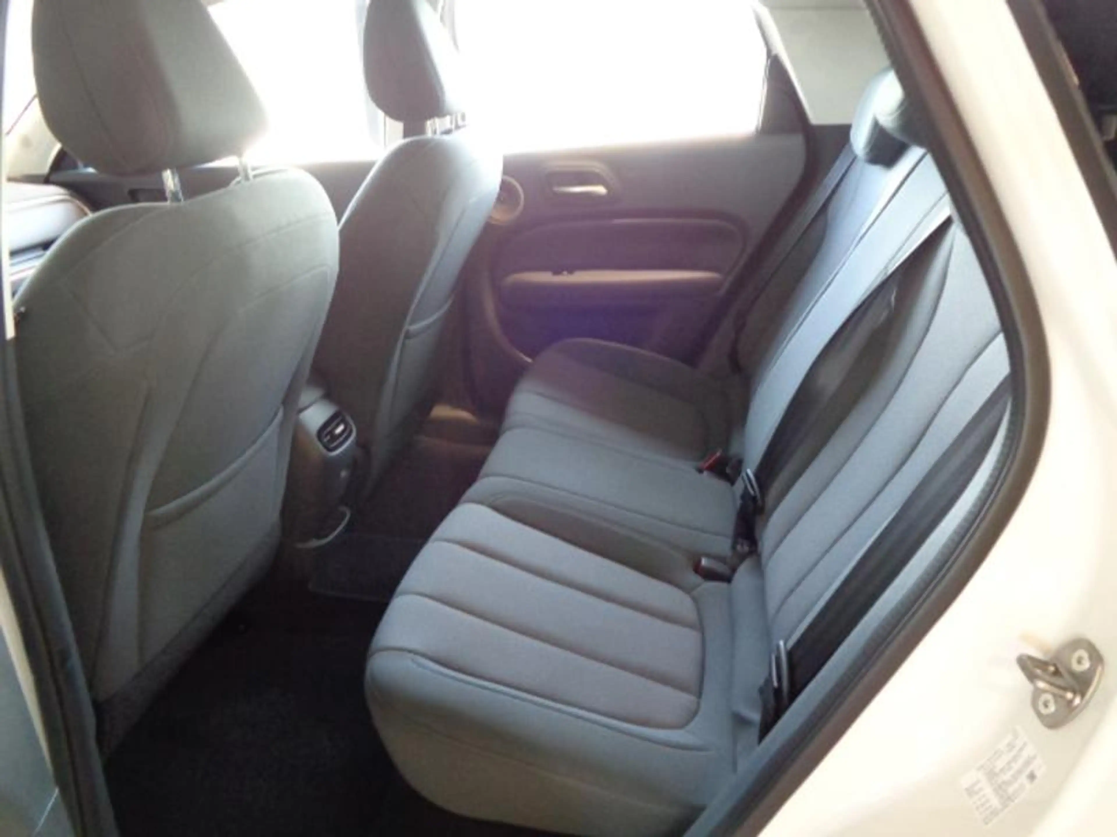GWM ORA 5 SUV Premium 1.5 Turbo — photo 9