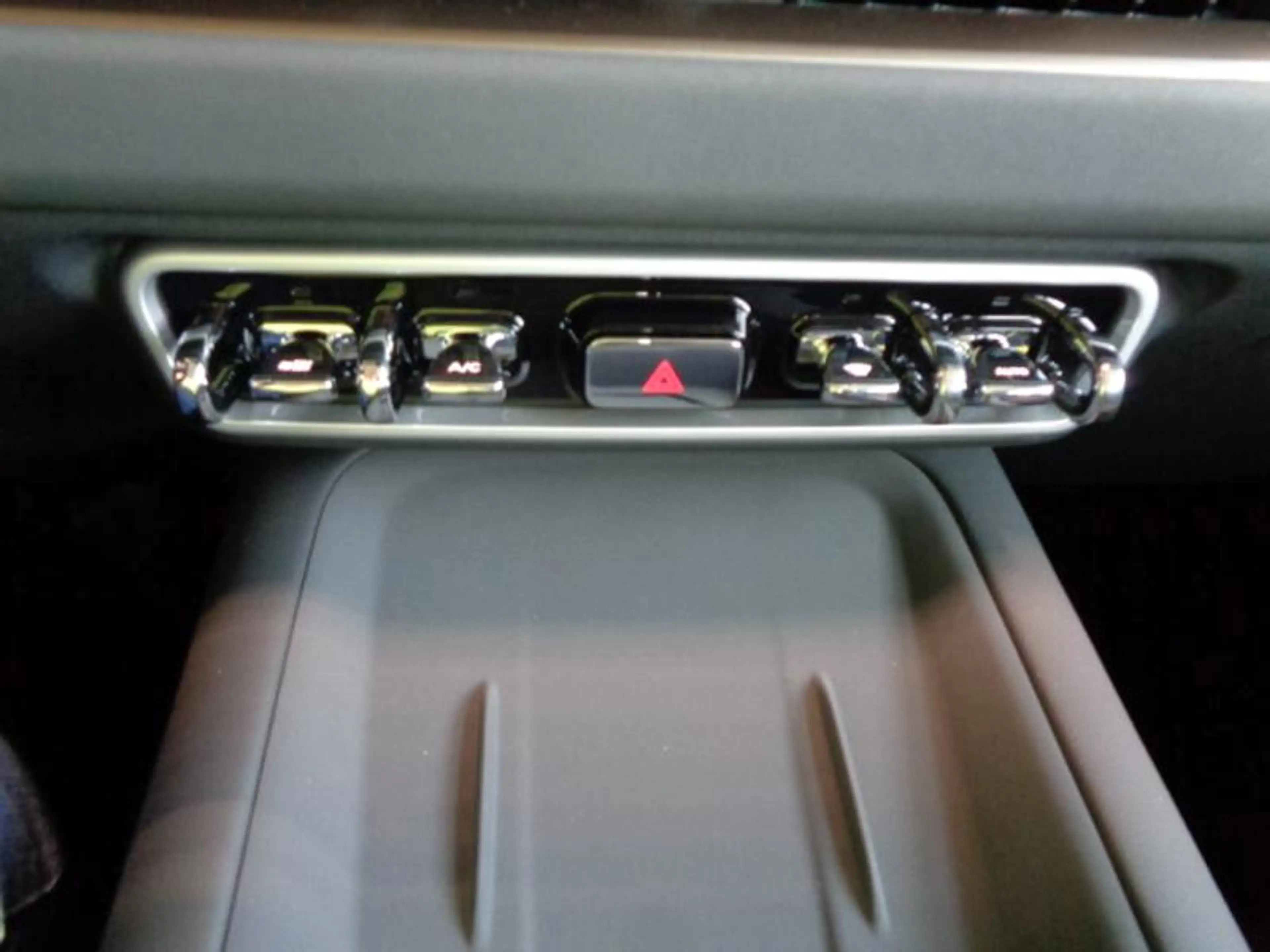 GWM ORA 5 SUV Premium 1.5 Turbo — photo 15