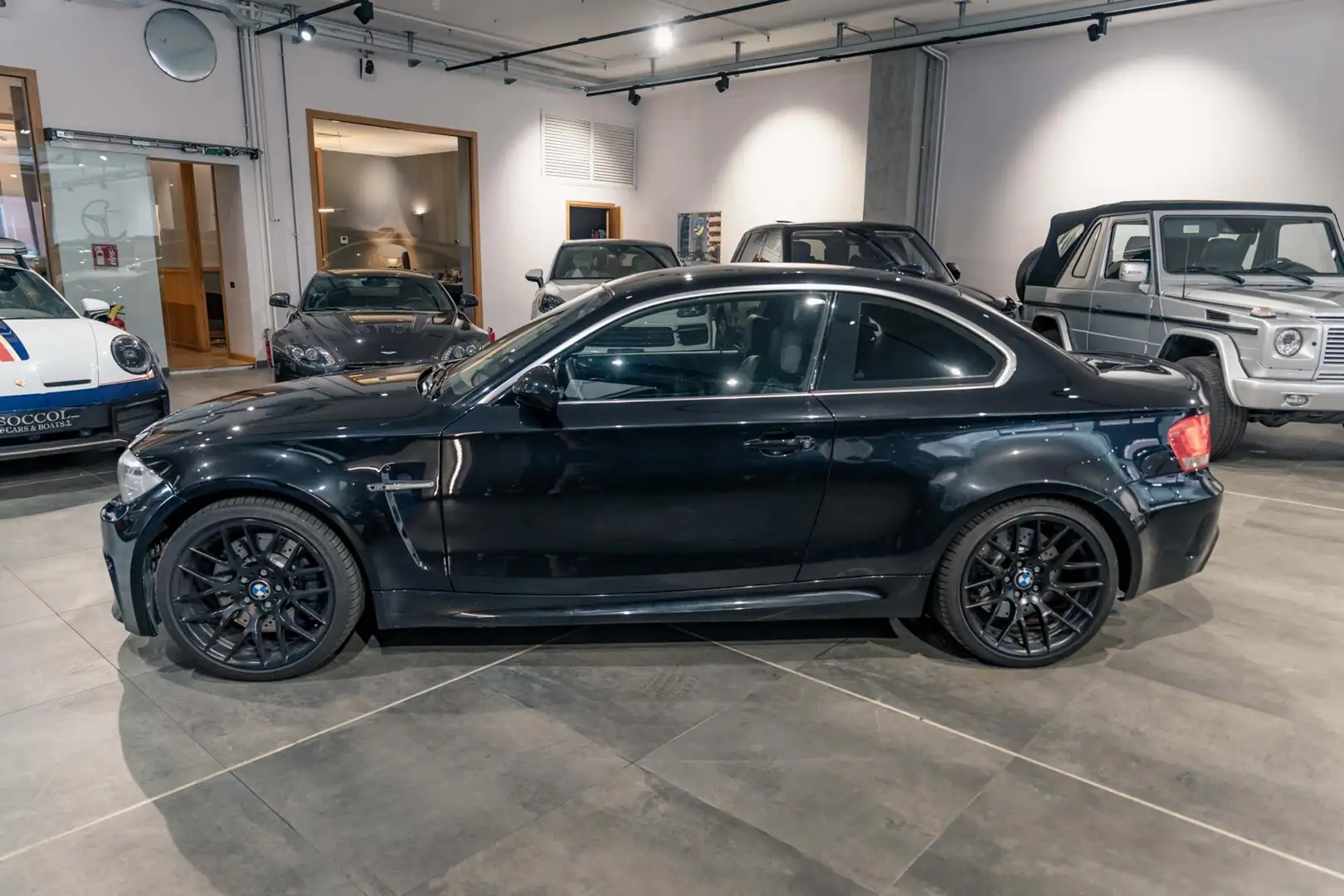 BMW M1 M Coupé Schwarz - 2