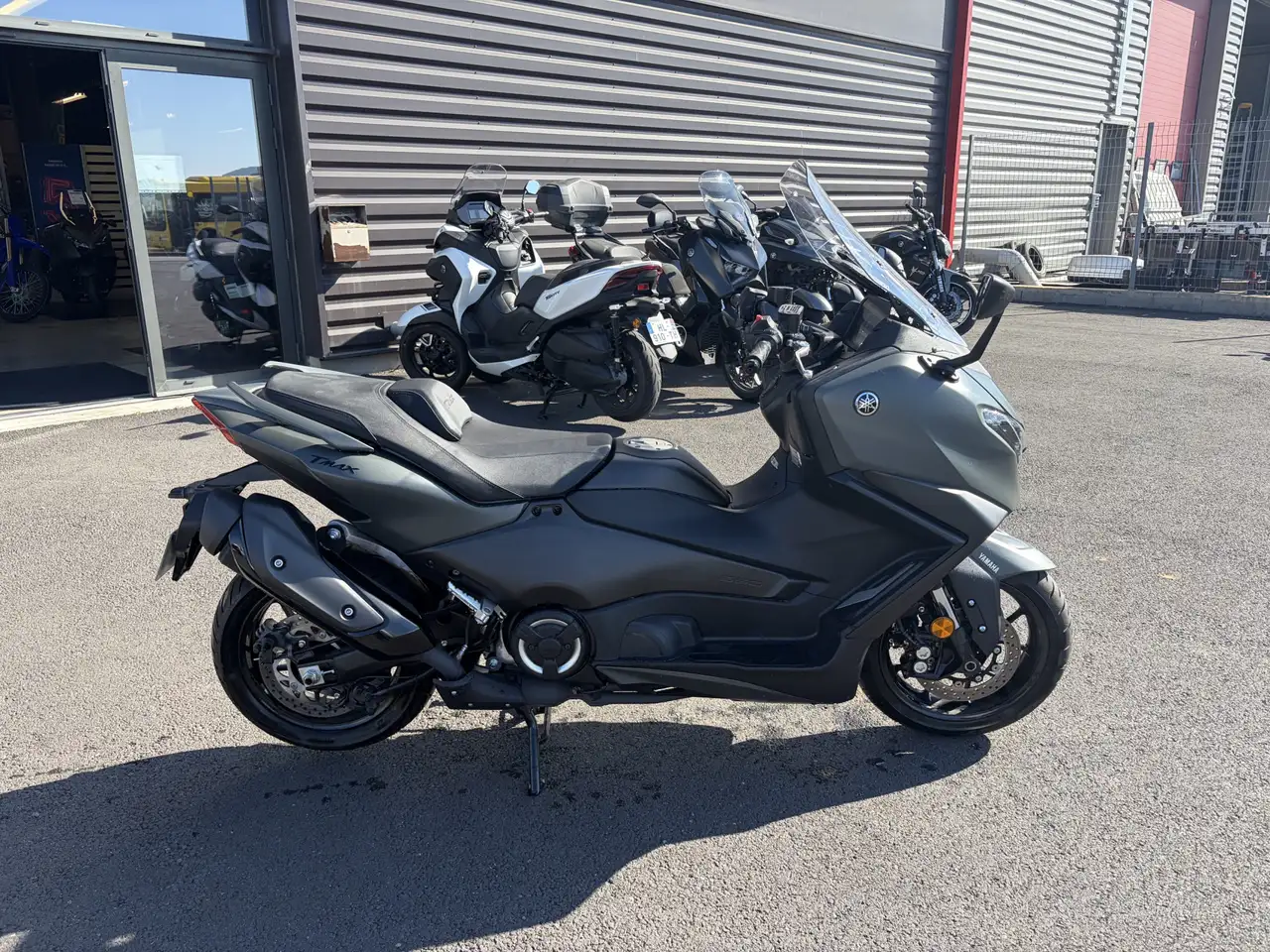 Yamaha Tmax 560