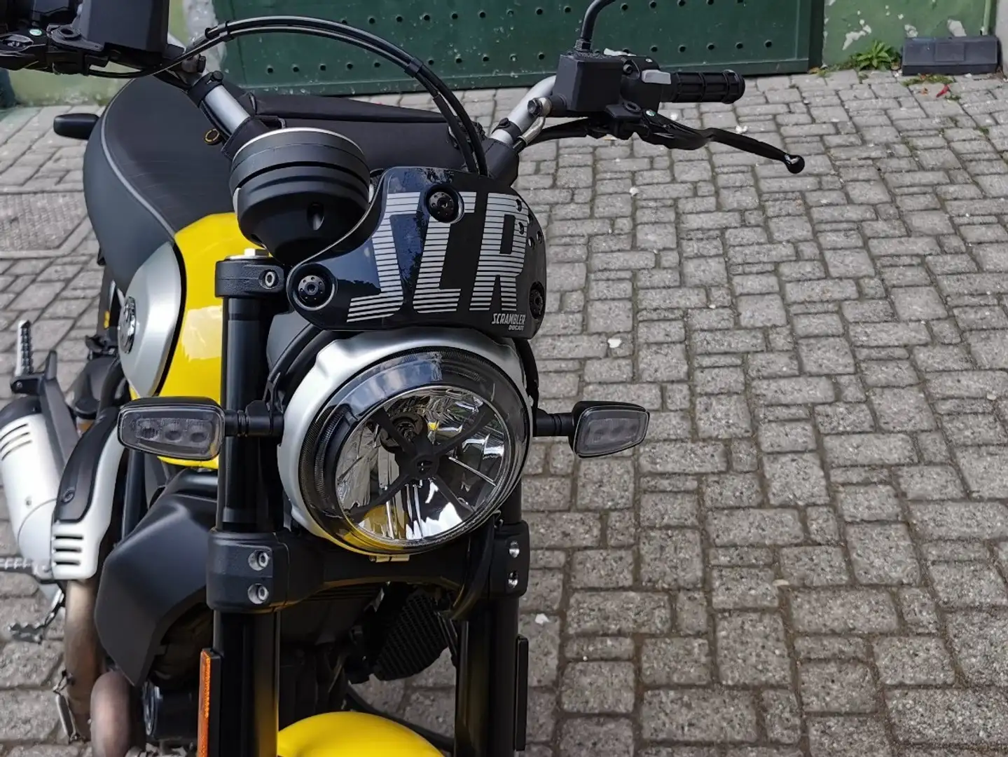 Ducati Scrambler icon žuta - 2