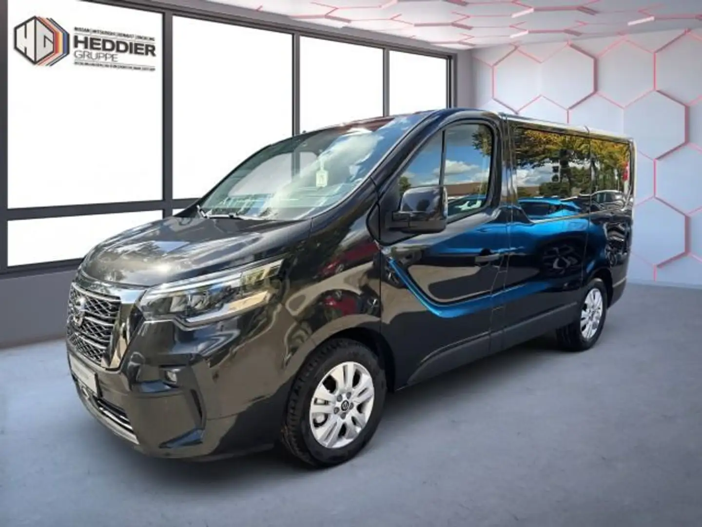 Nissan Primastar FLEX VAN / BUS 8-Sitze L1H1 3,0t dci17 Schwarz - 1