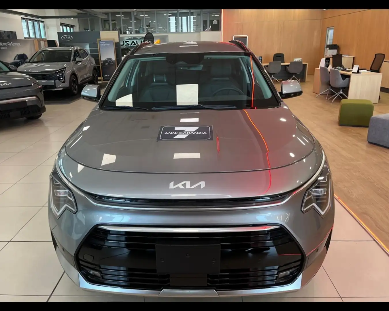 Kia Niro 1.6 GDi Plug-in Hybrid Evolution Grigio - 2