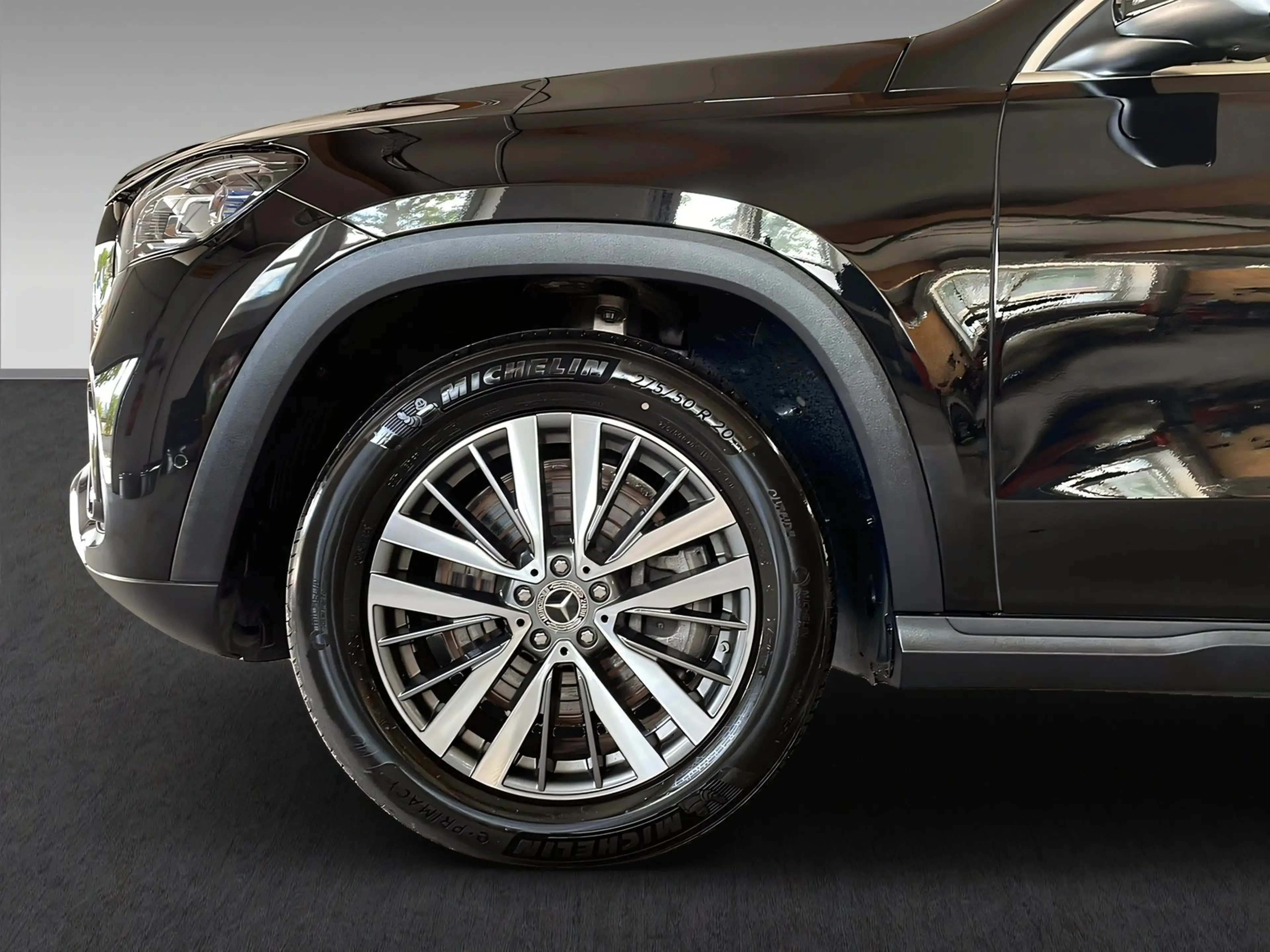 Mercedes-Benz GLS 350 d 4M DISTR+GUARD360°+Burme+Pano+AHK+360° — photo 4