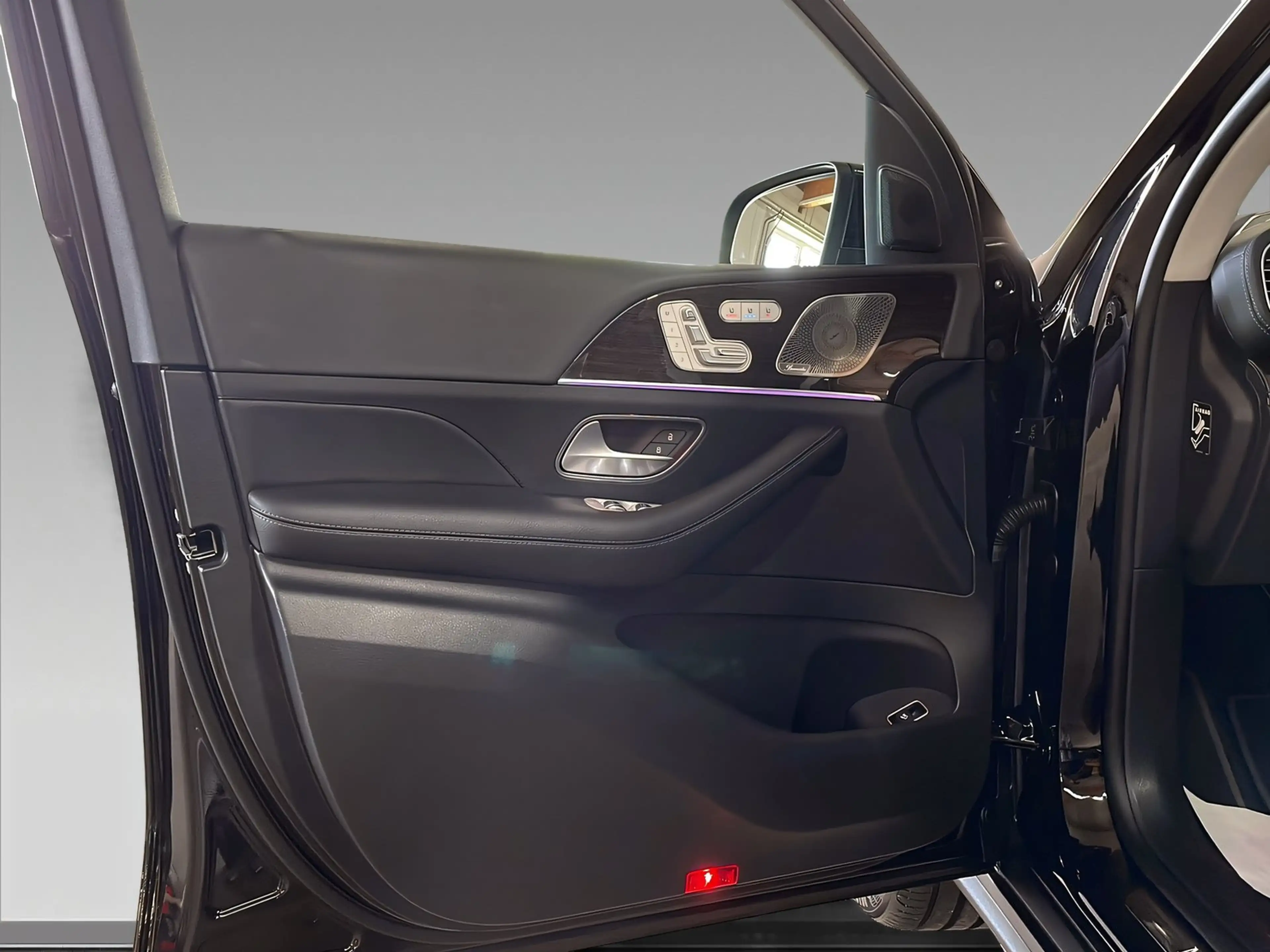 Mercedes-Benz GLS 350 d 4M DISTR+GUARD360°+Burme+Pano+AHK+360° — photo 13