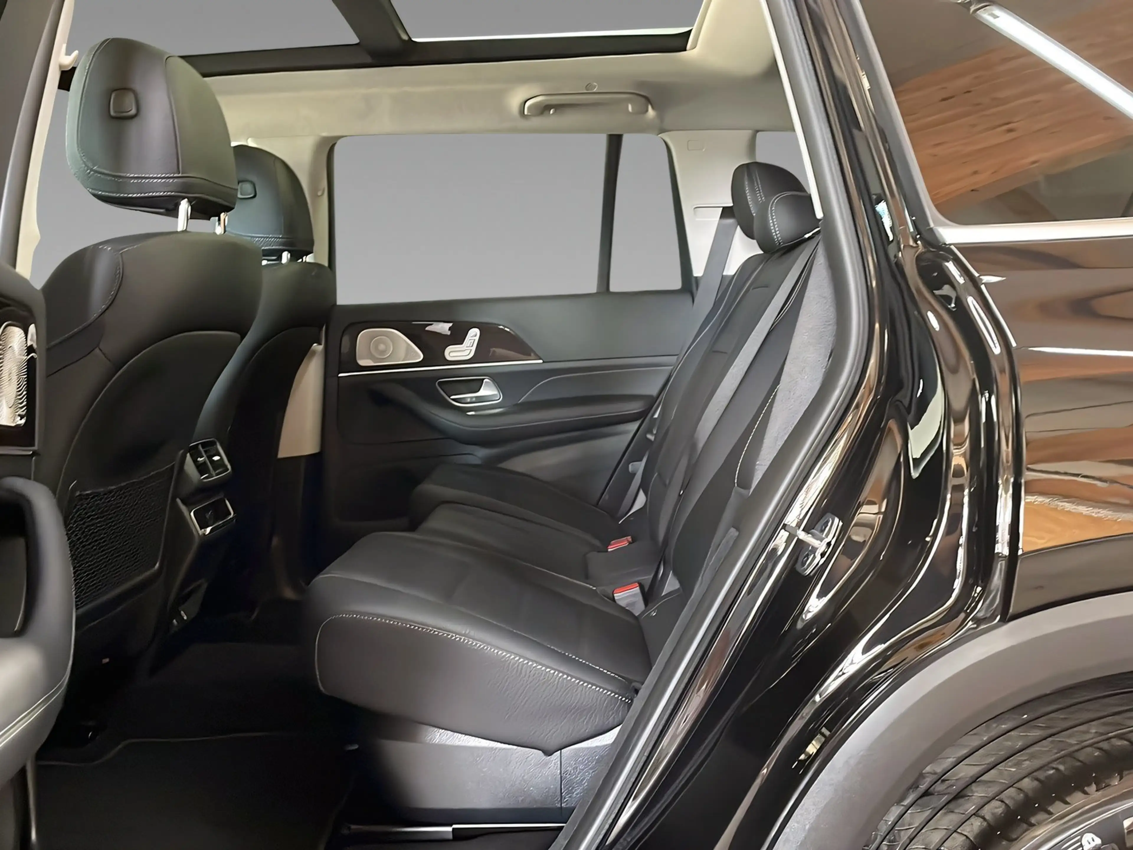 Mercedes-Benz GLS 350 d 4M DISTR+GUARD360°+Burme+Pano+AHK+360° — photo 10