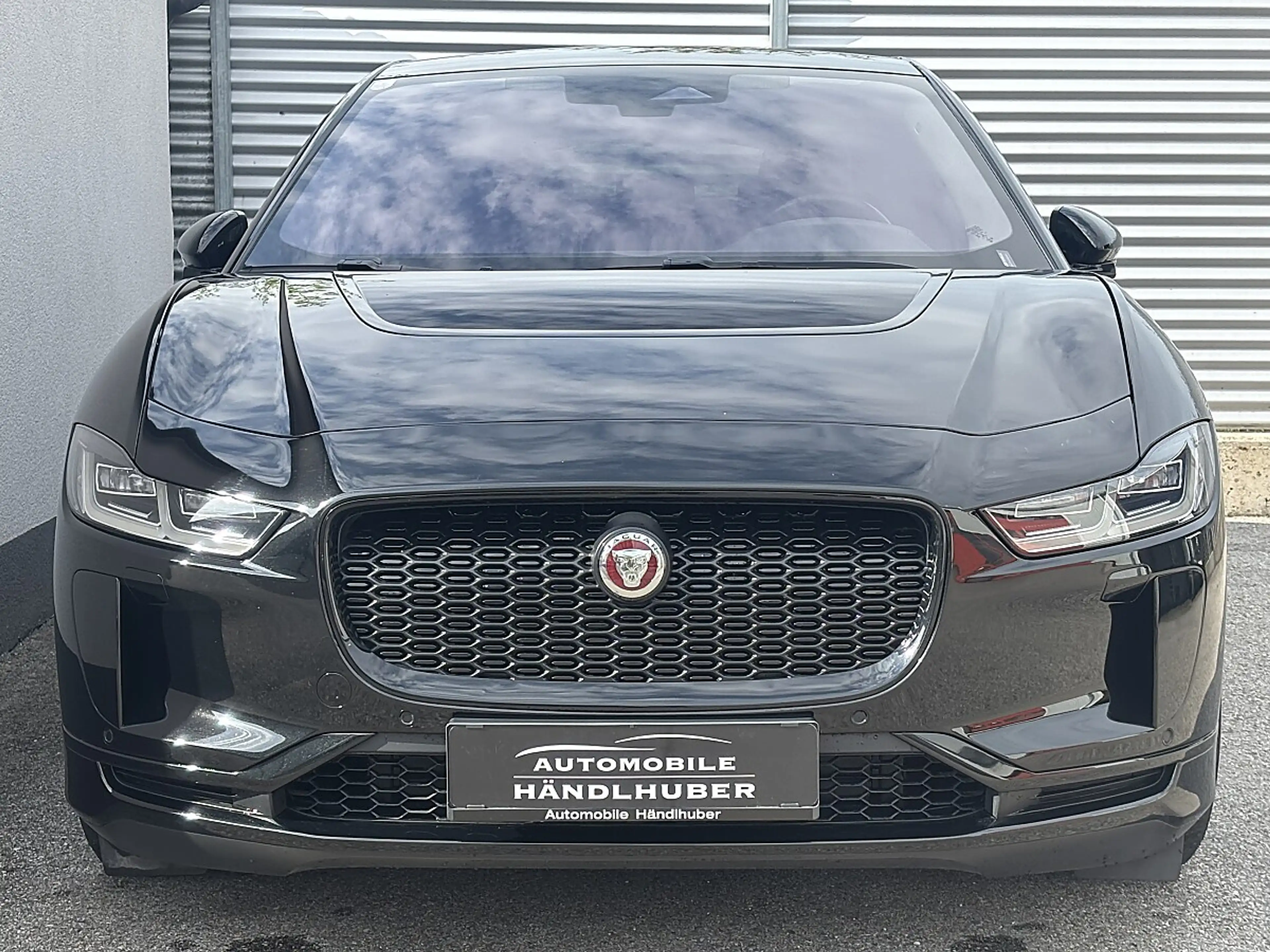 Jaguar I-Pace Austria Edition EV320 AWD BLACK-BLACK/MATRIX/PA... — photo 8