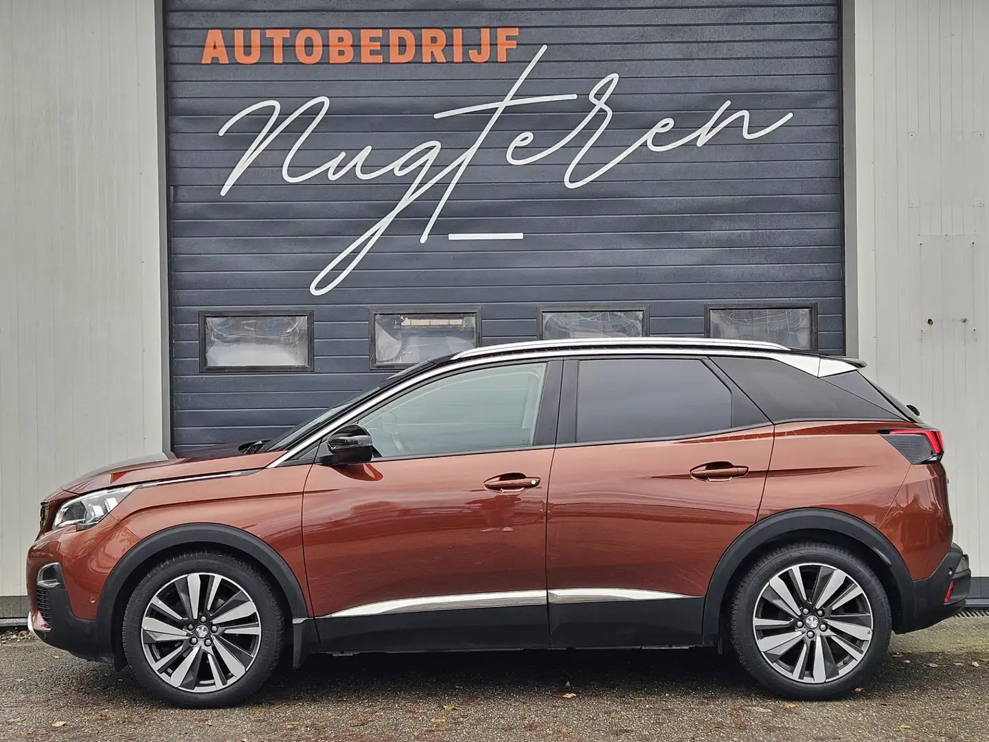 Peugeot 3008 1.2 PureTech Première|Navi|cruise|Clima| Brun - 2