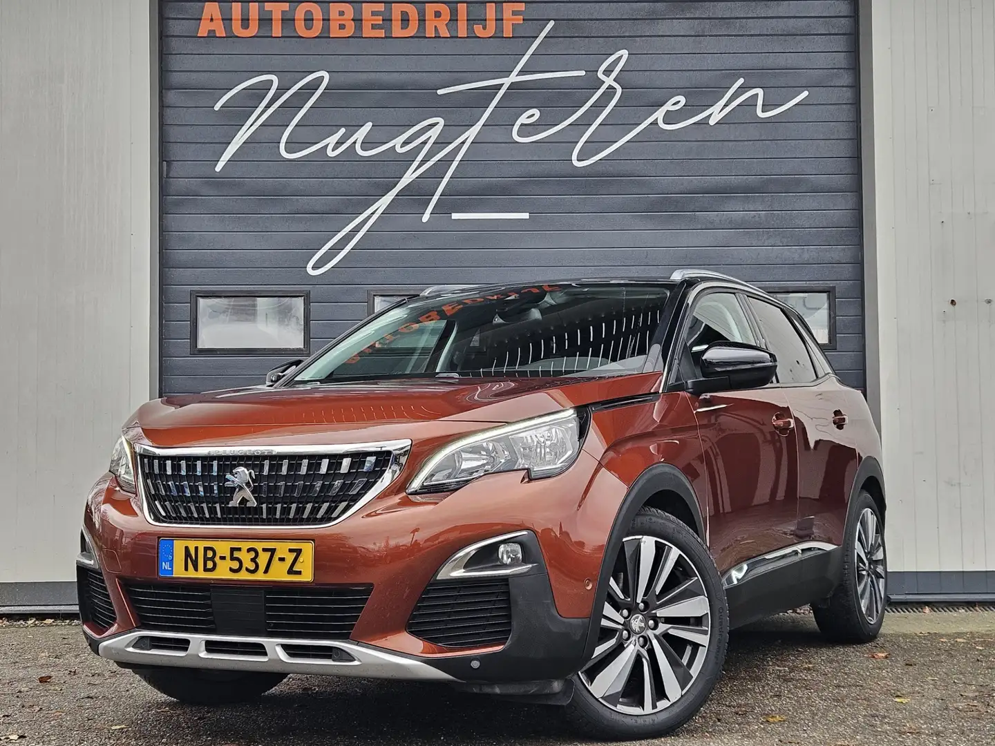 Peugeot 3008 1.2 PureTech Première|Navi|cruise|Clima| Brun - 1