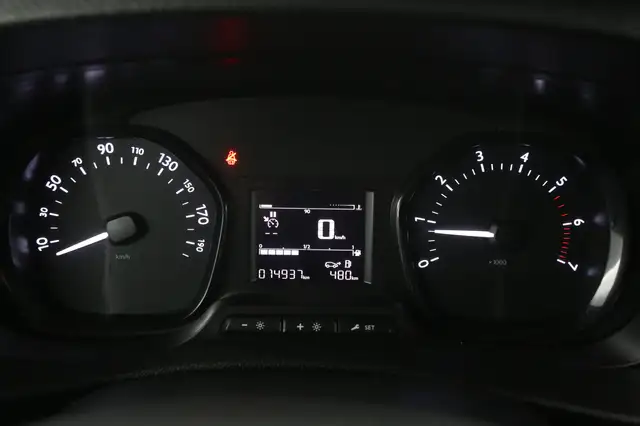 Opel Vivaro view 12
