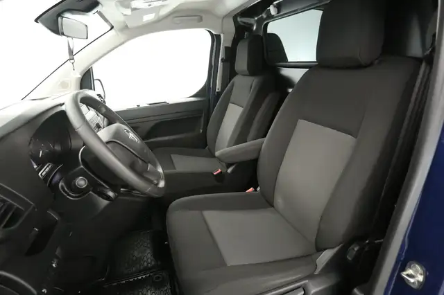 Opel Vivaro view 9
