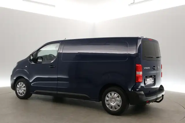 Opel Vivaro view 4