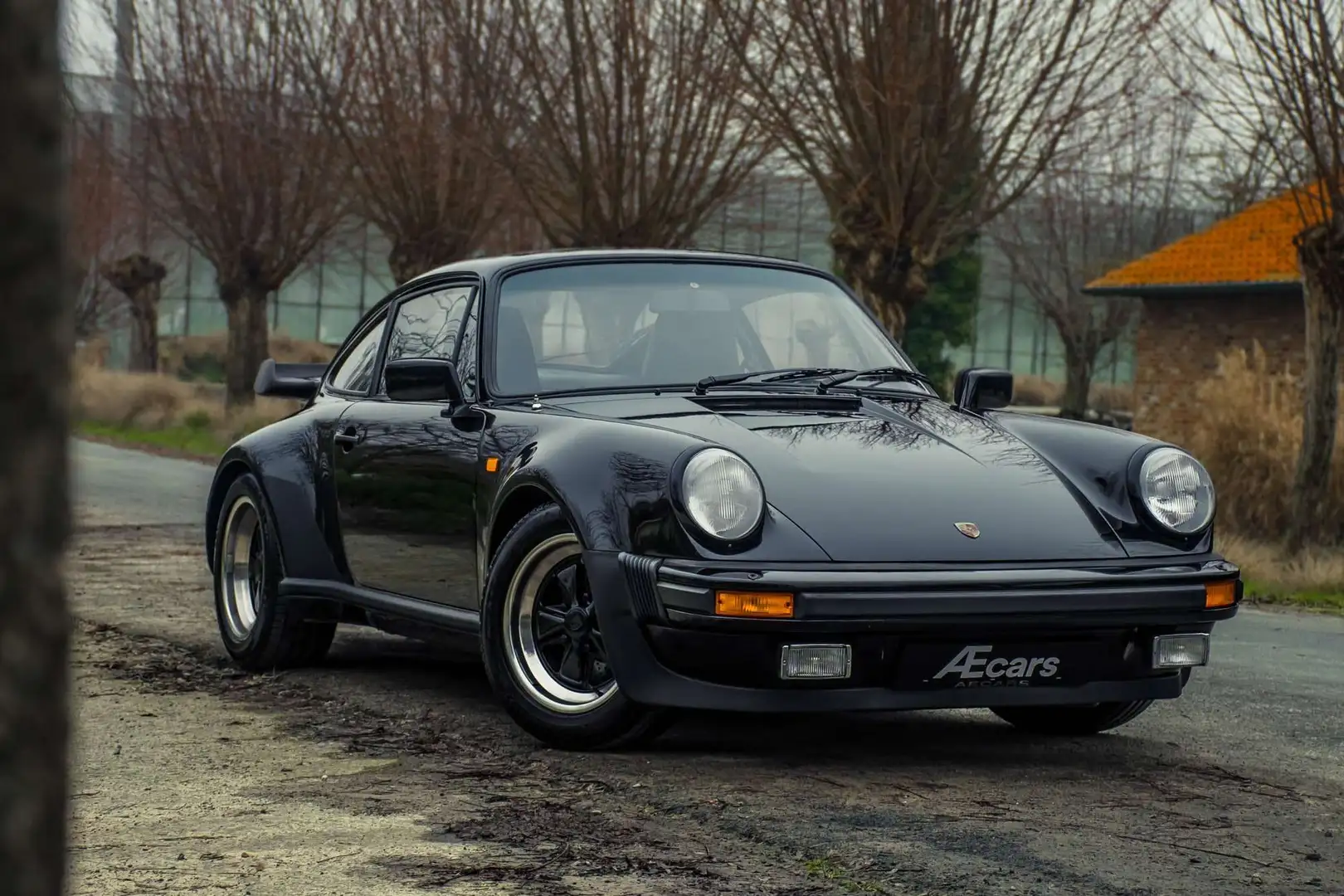 Porsche 930 911 TURBO *** COLLECTORS ITEM / FULL HISTORY *** Negru - 2
