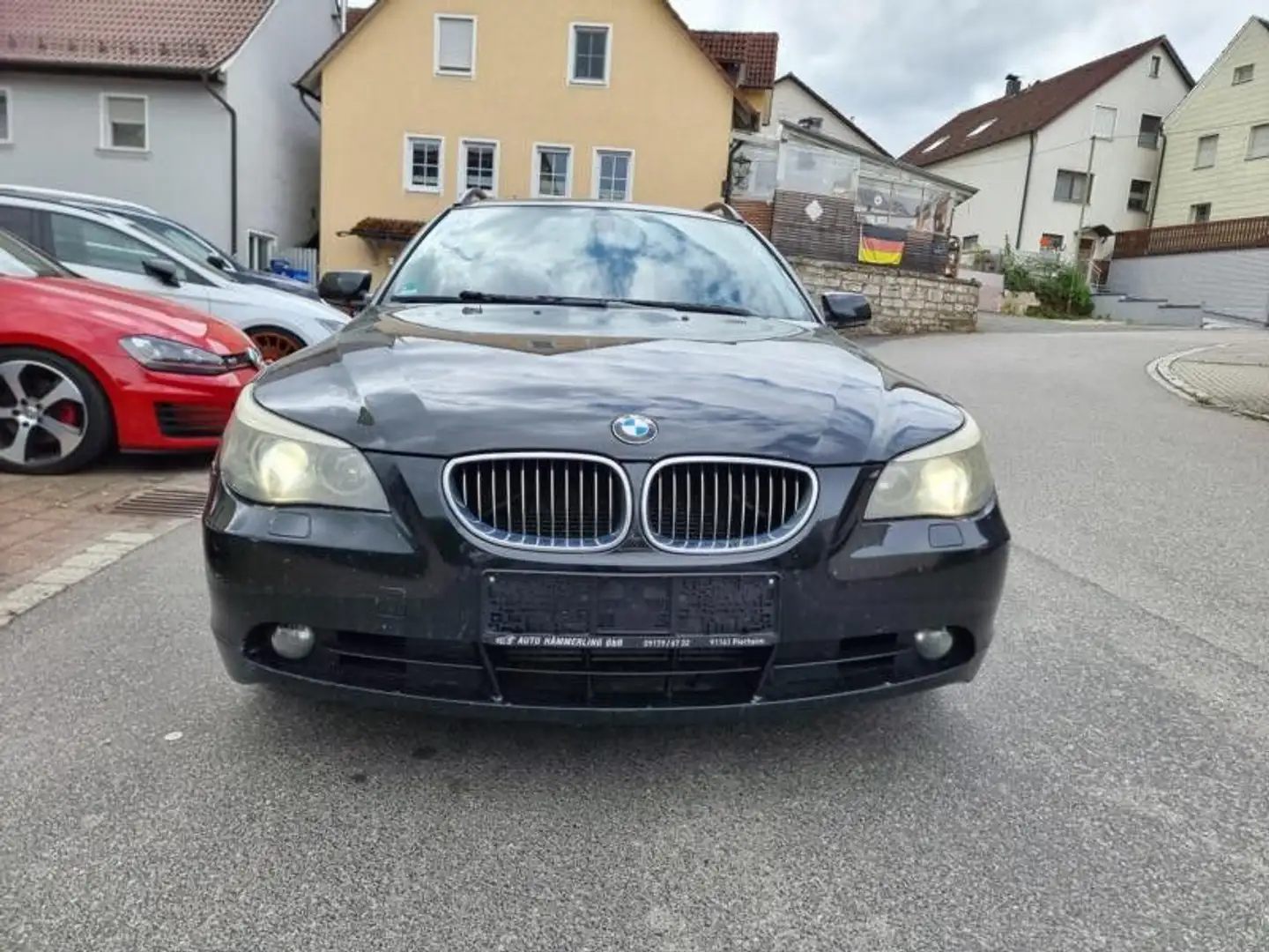 BMW 530 d Touring NAVI+XENON+AHK Noir - 2