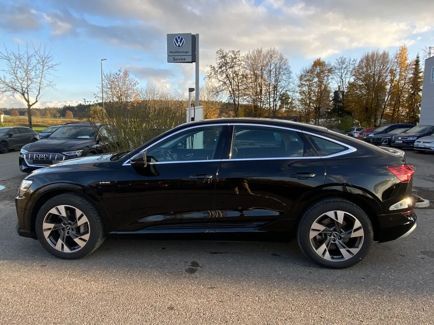 Audi e-tron Sportback quattro S-LINE 20"+EL.HECK+NAVI Schwarz - 2