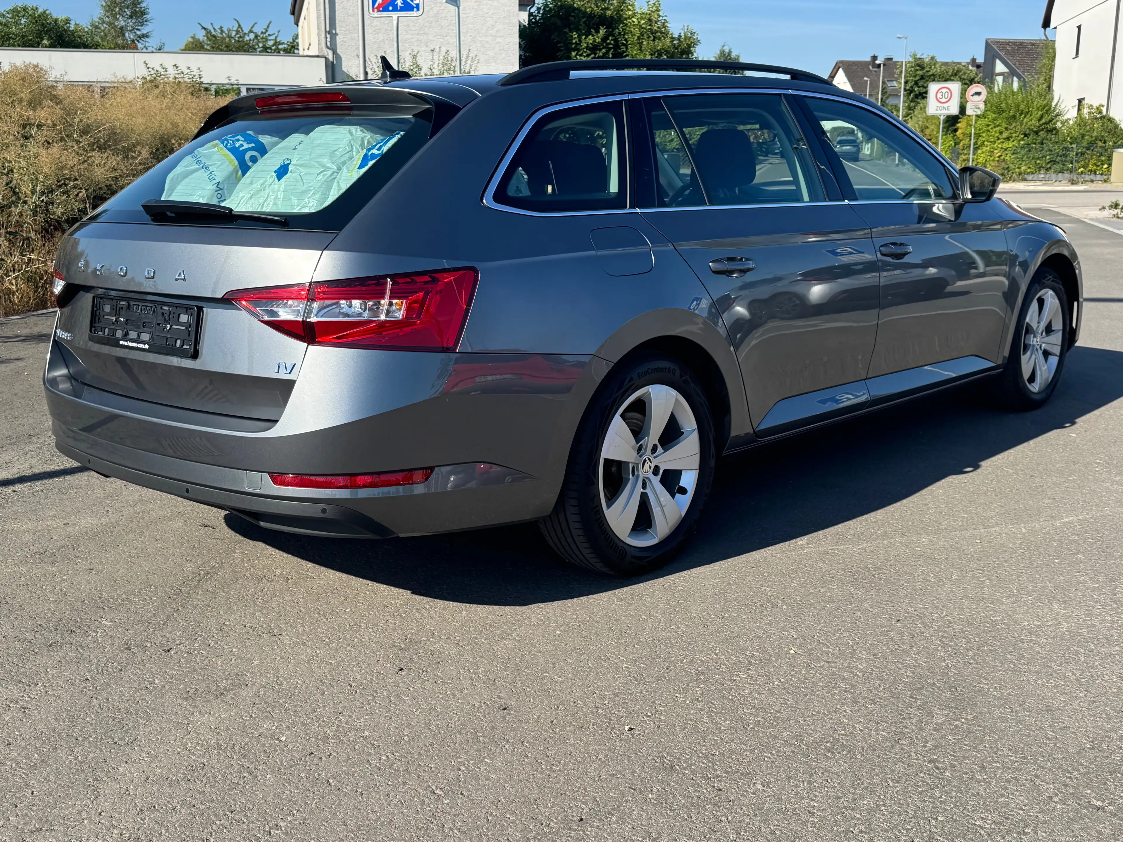 Skoda Superb Combi 1.4 TSI iV DSG Ambition el.Sitze*el.Heckkl*WR — photo 4