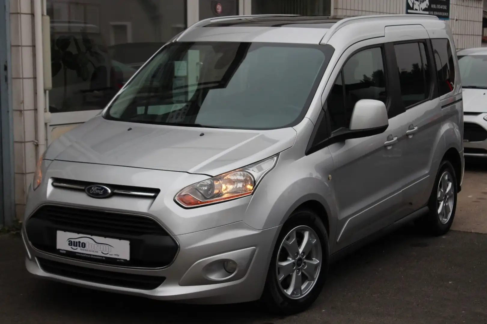 Ford Tourneo Connect 1.6 EcoBoost Titanium Panorama.. Silver - 2