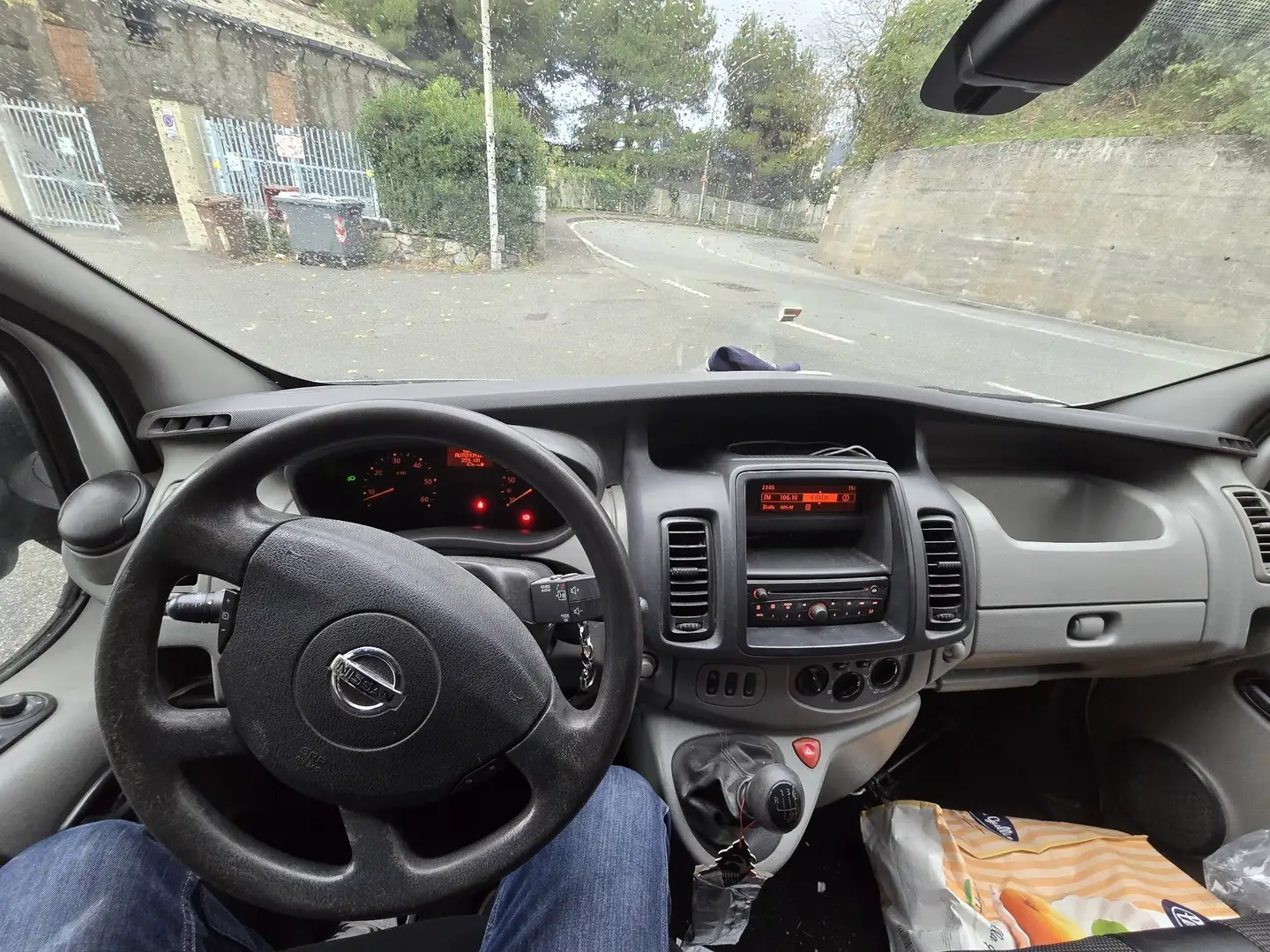 Nissan Primastar Bianco - 2