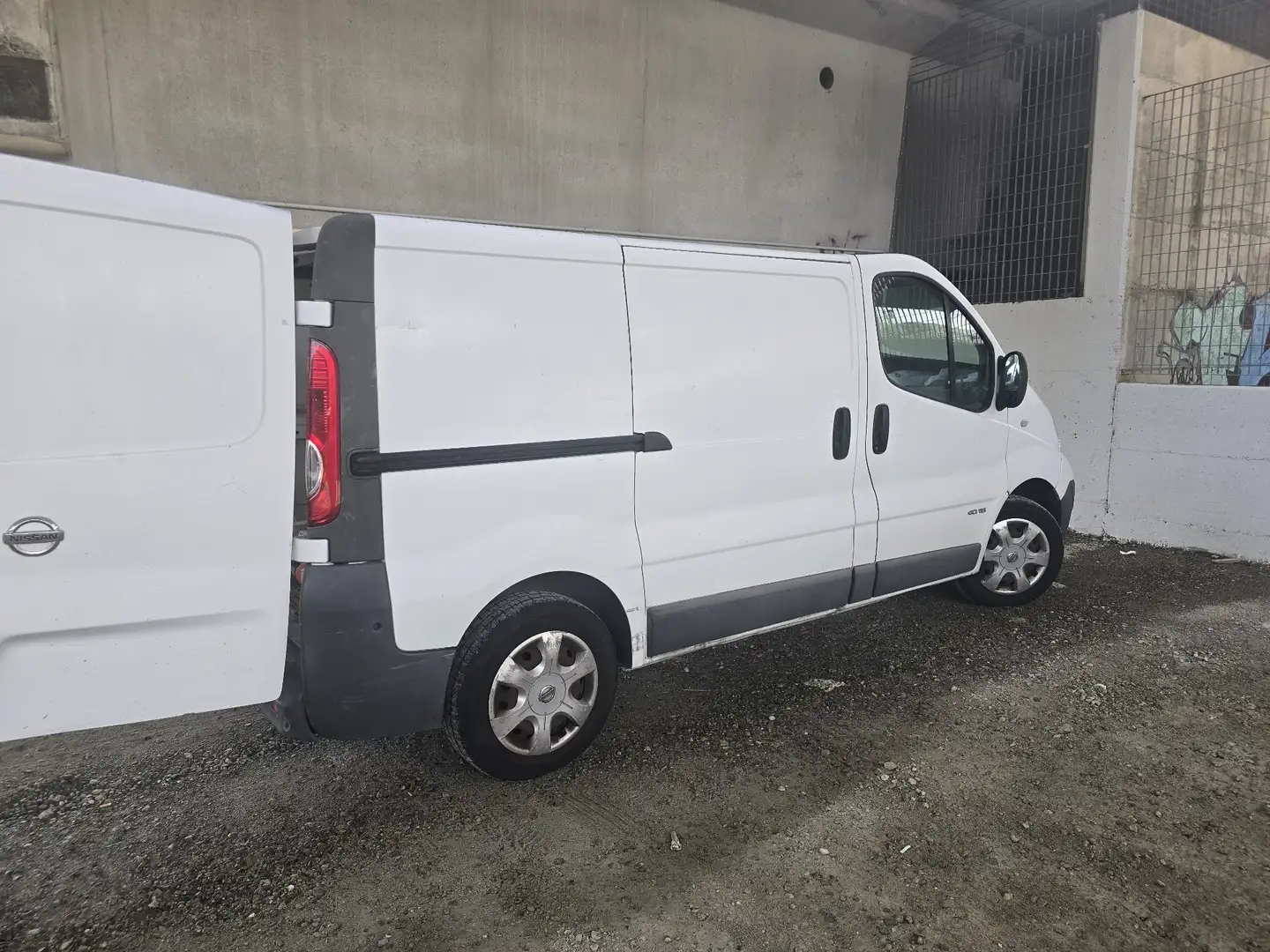 Nissan Primastar Bianco - 1