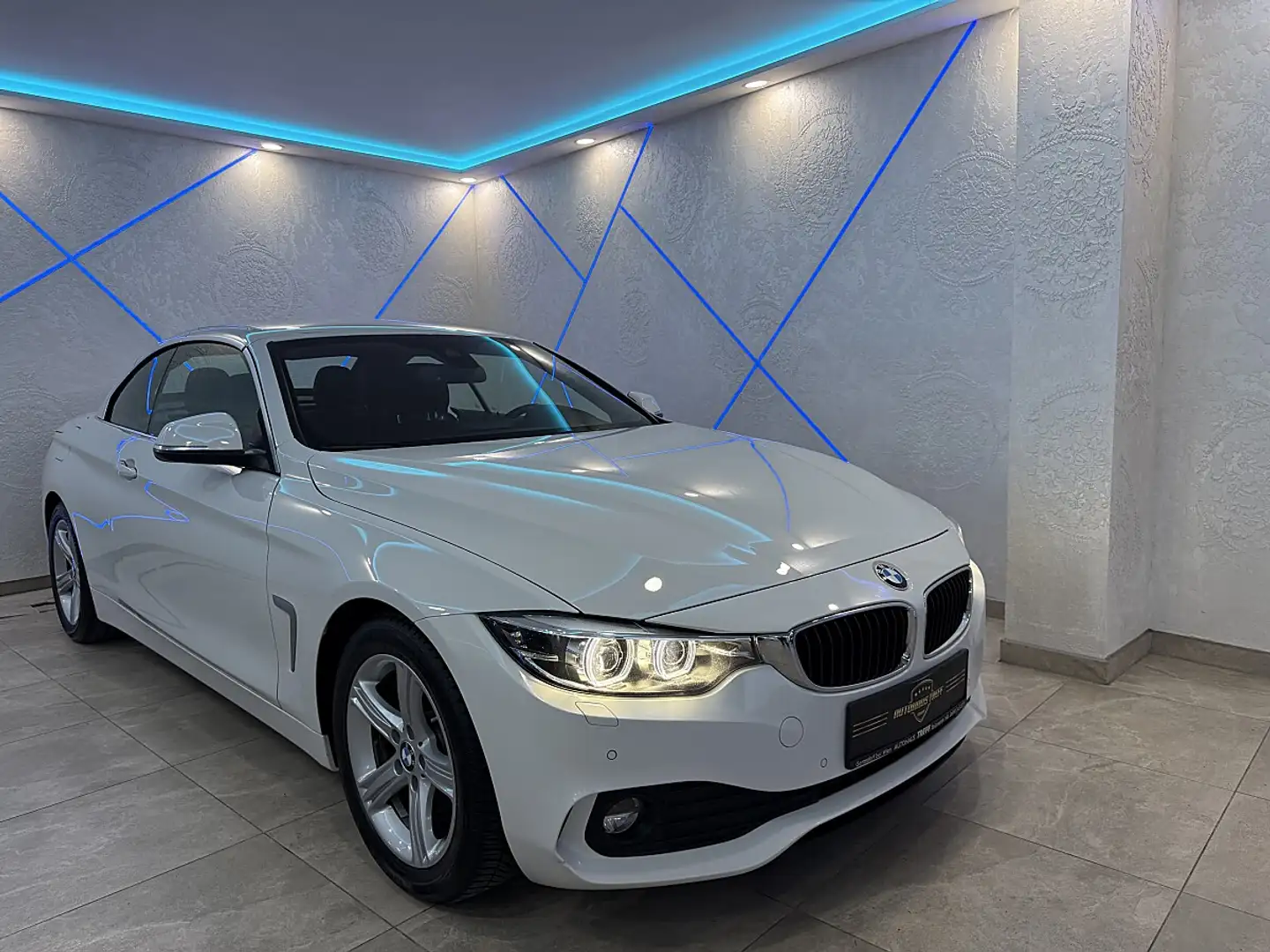 BMW 420 d Cabrio Aut.*HARMAN-KARDON*LED*NAVI* Weiß - 1