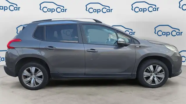 Peugeot 2008 view 3