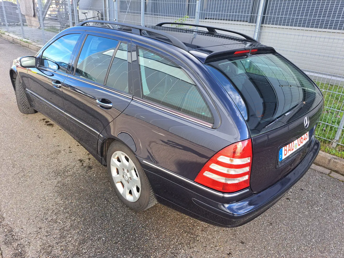 Mercedes-Benz C 220 C 220 T CDI (LA)(203.208) Albastru - 2