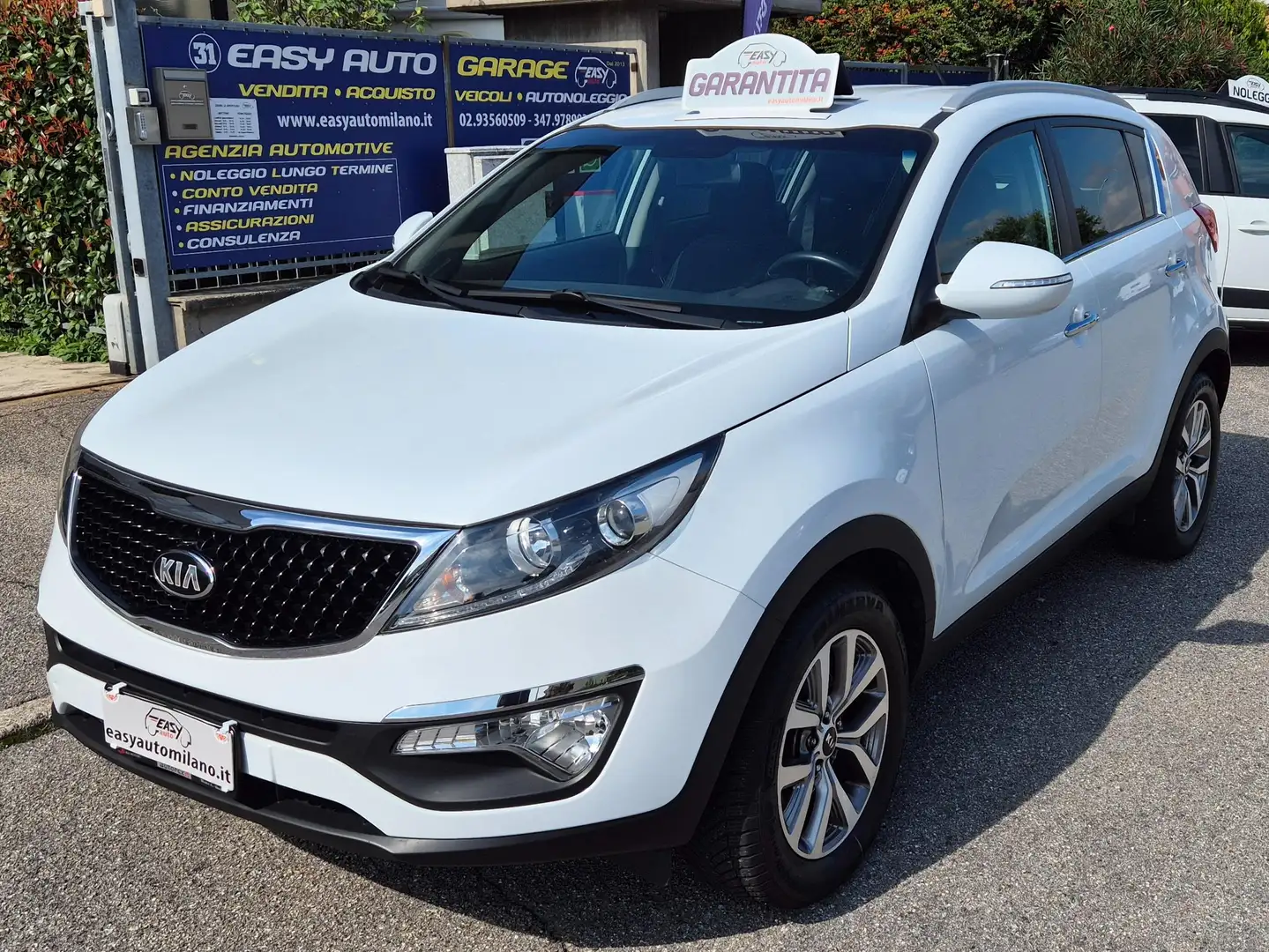 Kia Sportage 1.6 GDI Cool Neopatentati Bianco - 1