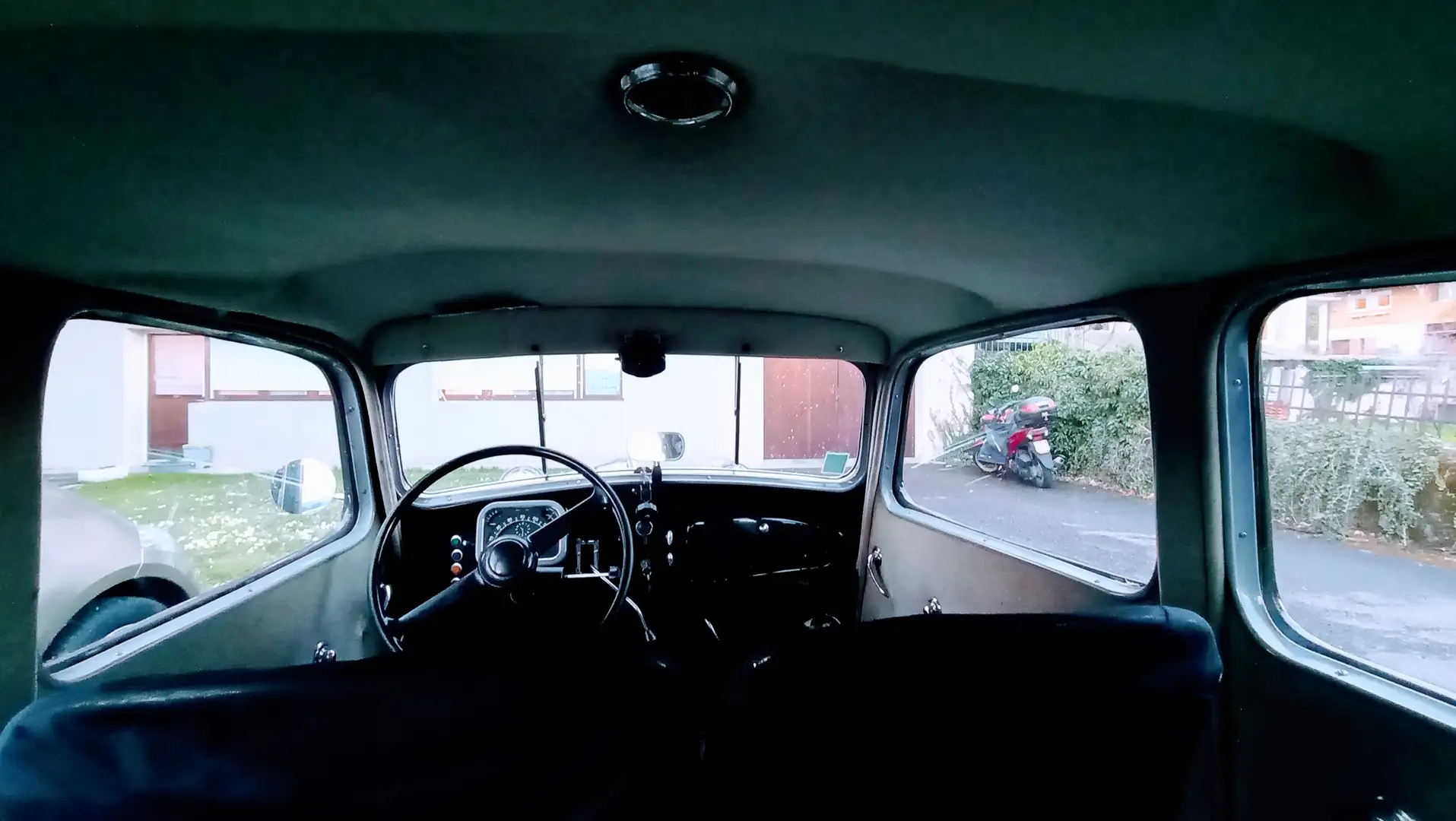 Citroen Traction 11BL Noir - 2