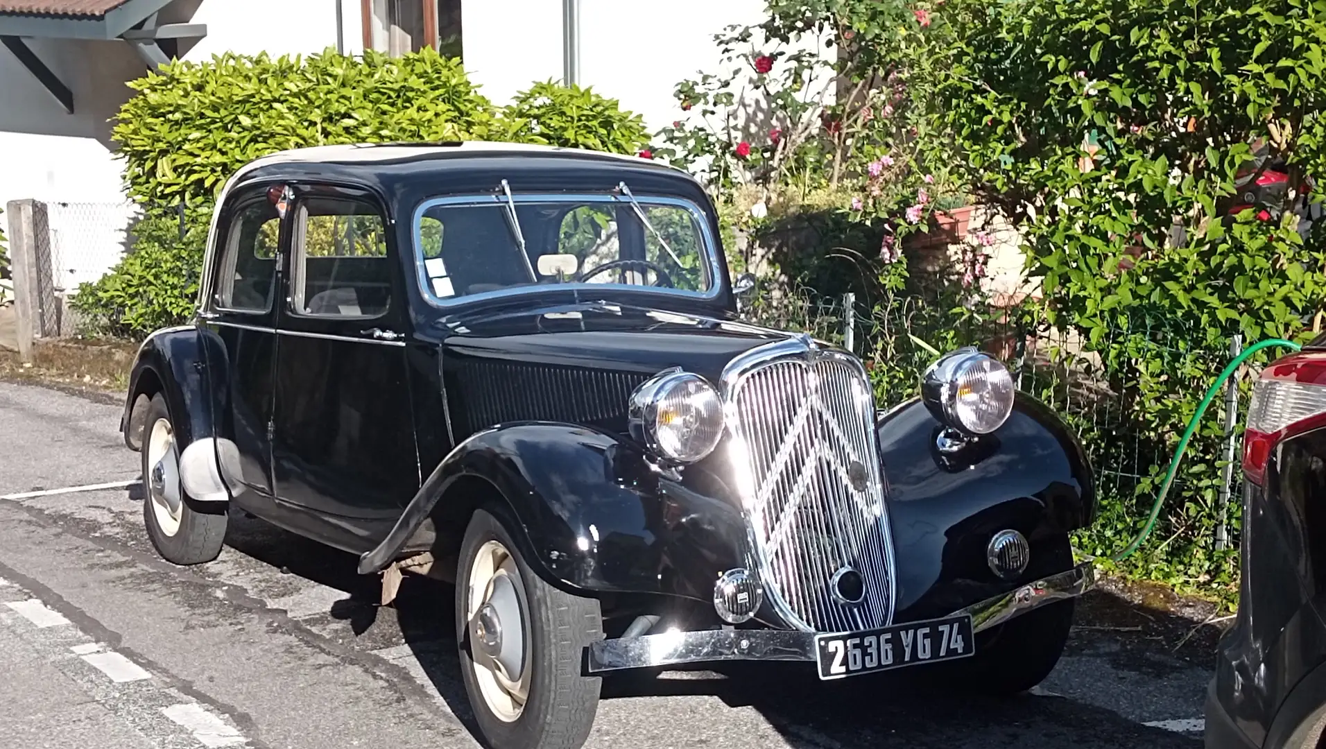 Citroen Traction 11BL Noir - 1
