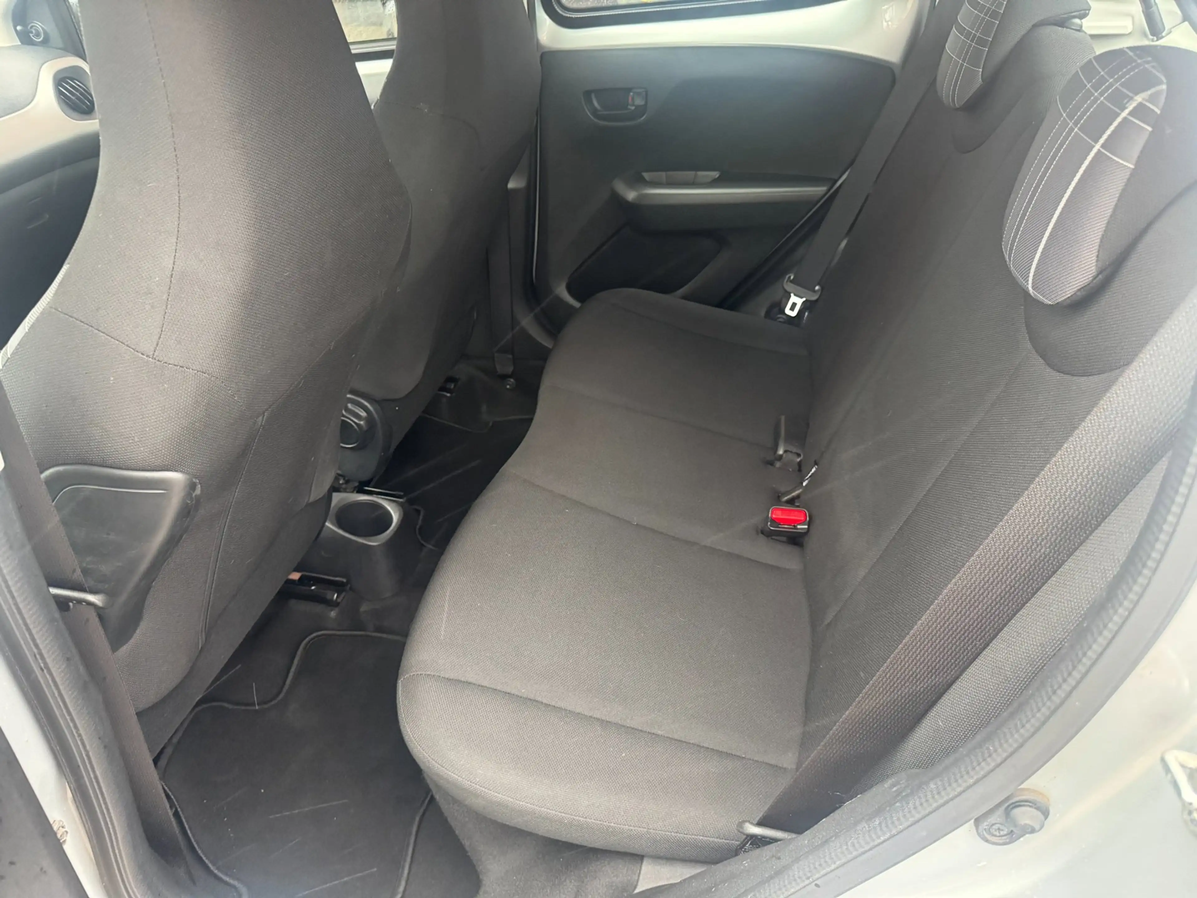 Peugeot 108 1.0 e-VTi Blue Lion — photo 13