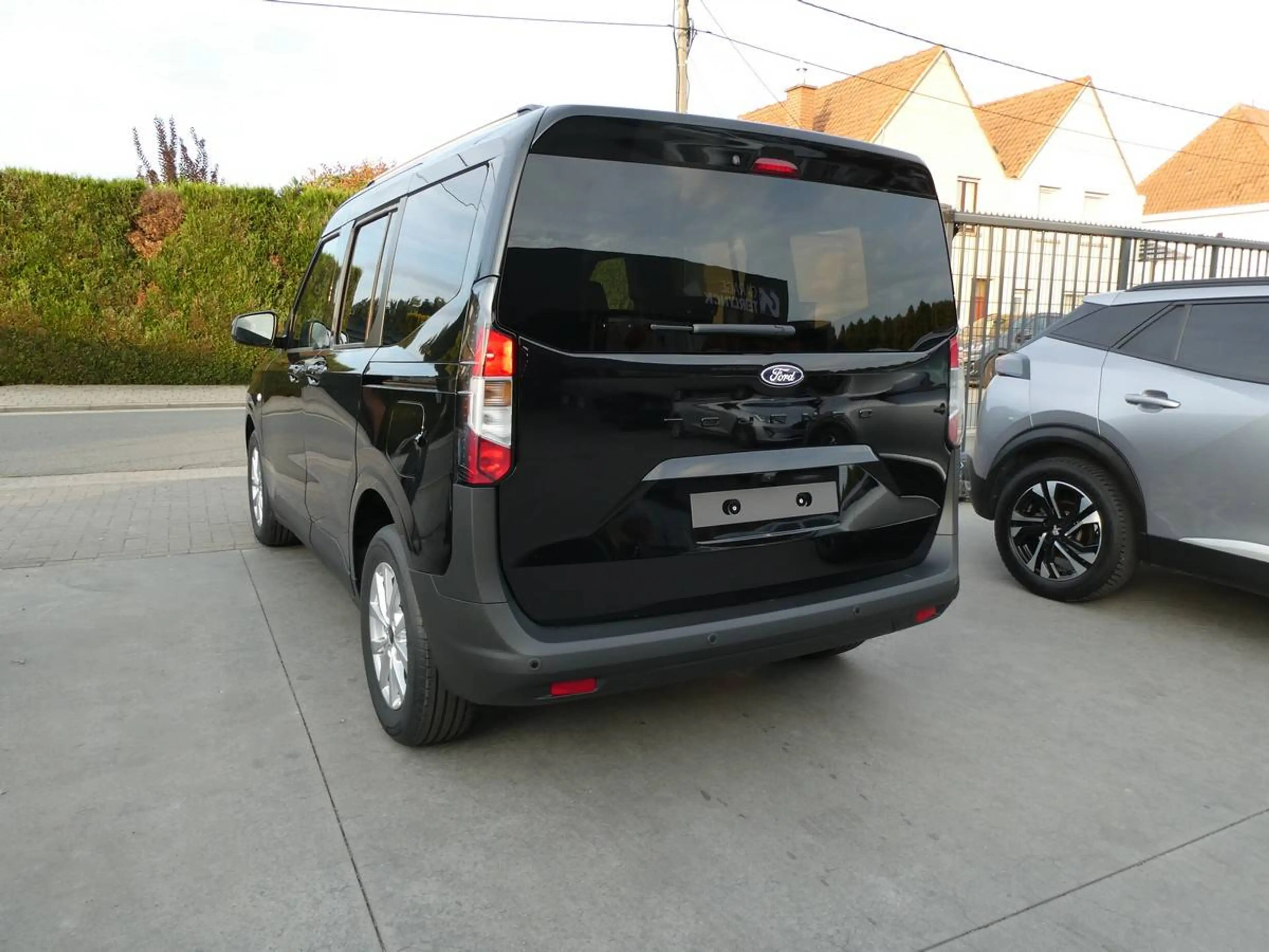 Ford Tourneo Courier 1.0 i benzine 125pk Automaat Titanium Camera Stock (74173) — photo 4