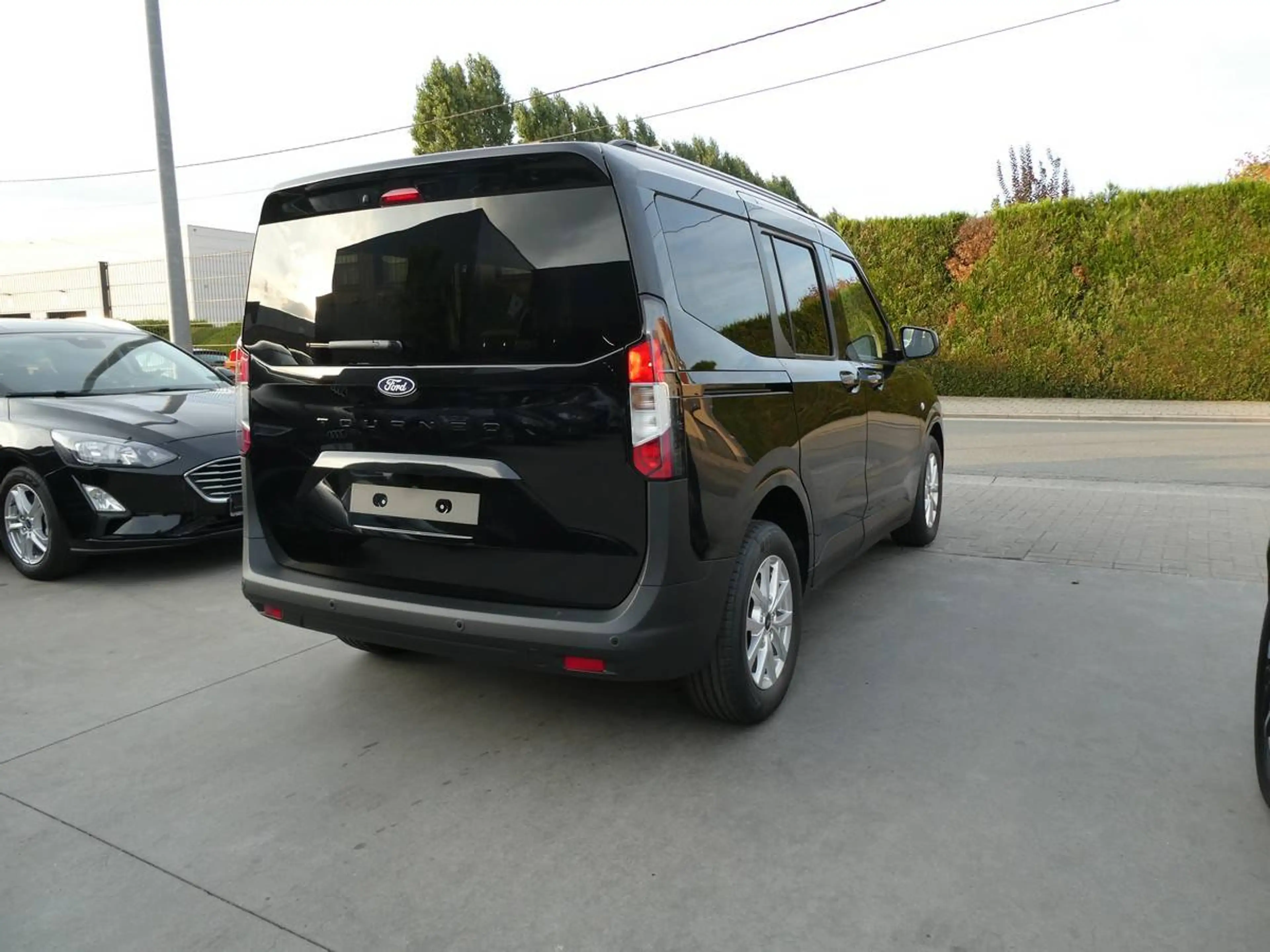 Ford Tourneo Courier 1.0 i benzine 125pk Automaat Titanium Camera Stock (74173) — photo 6