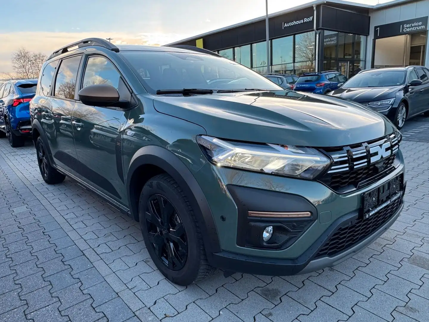 Dacia Jogger Extreme+ TCe 110 | 7 Sitze | KLIMA Grün - 1