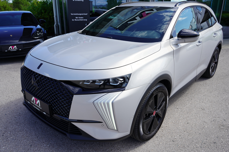 DS Automobiles DS 7 E-Tense 300 kW Performance Line + 4x4 — photo 3