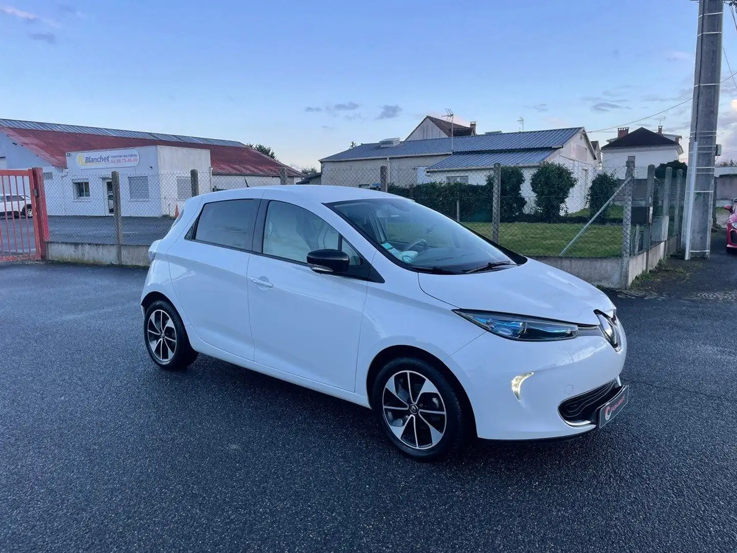 Renault ZOE 250 kms autonomie garantie 12 mois Blanc - 2