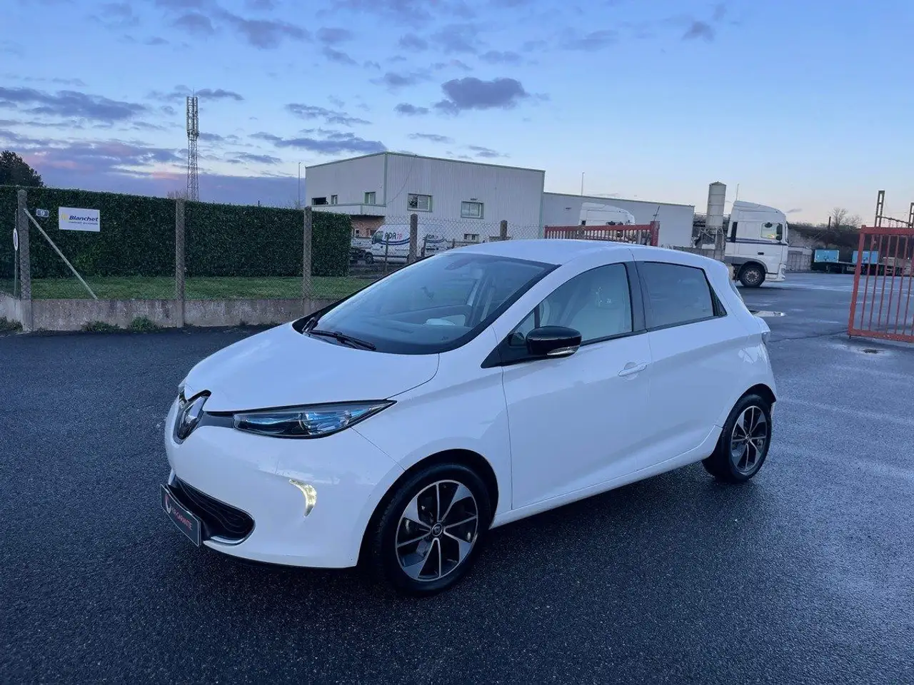Renault ZOE 250 kms autonomie garantie 12 mois