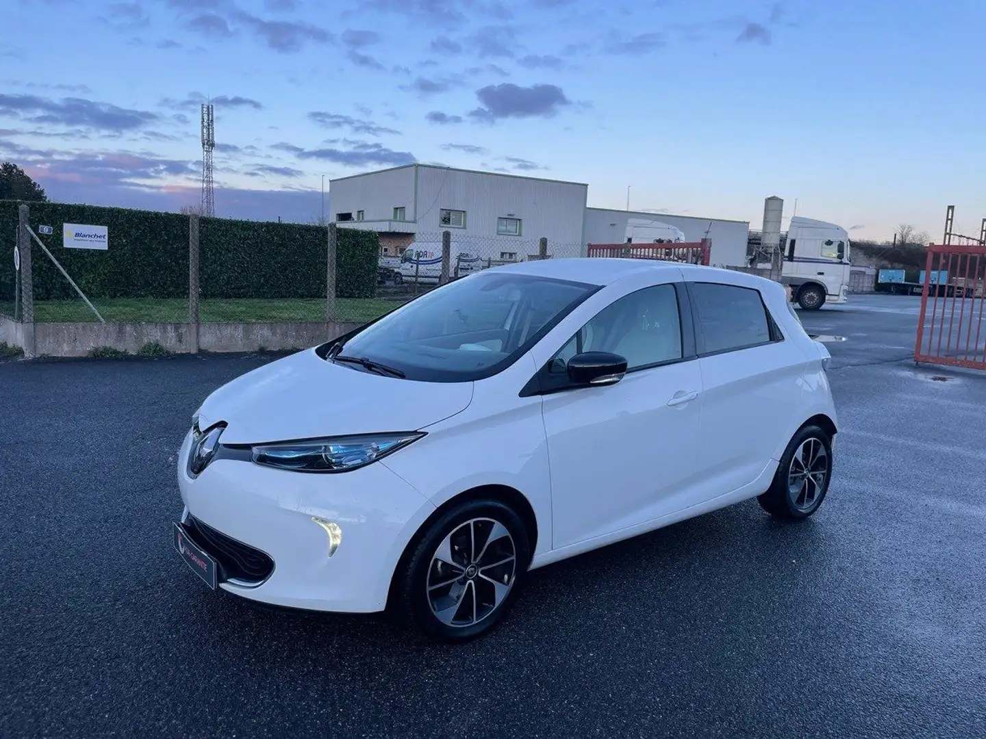 Renault ZOE 250 kms autonomie garantie 12 mois Blanc - 1