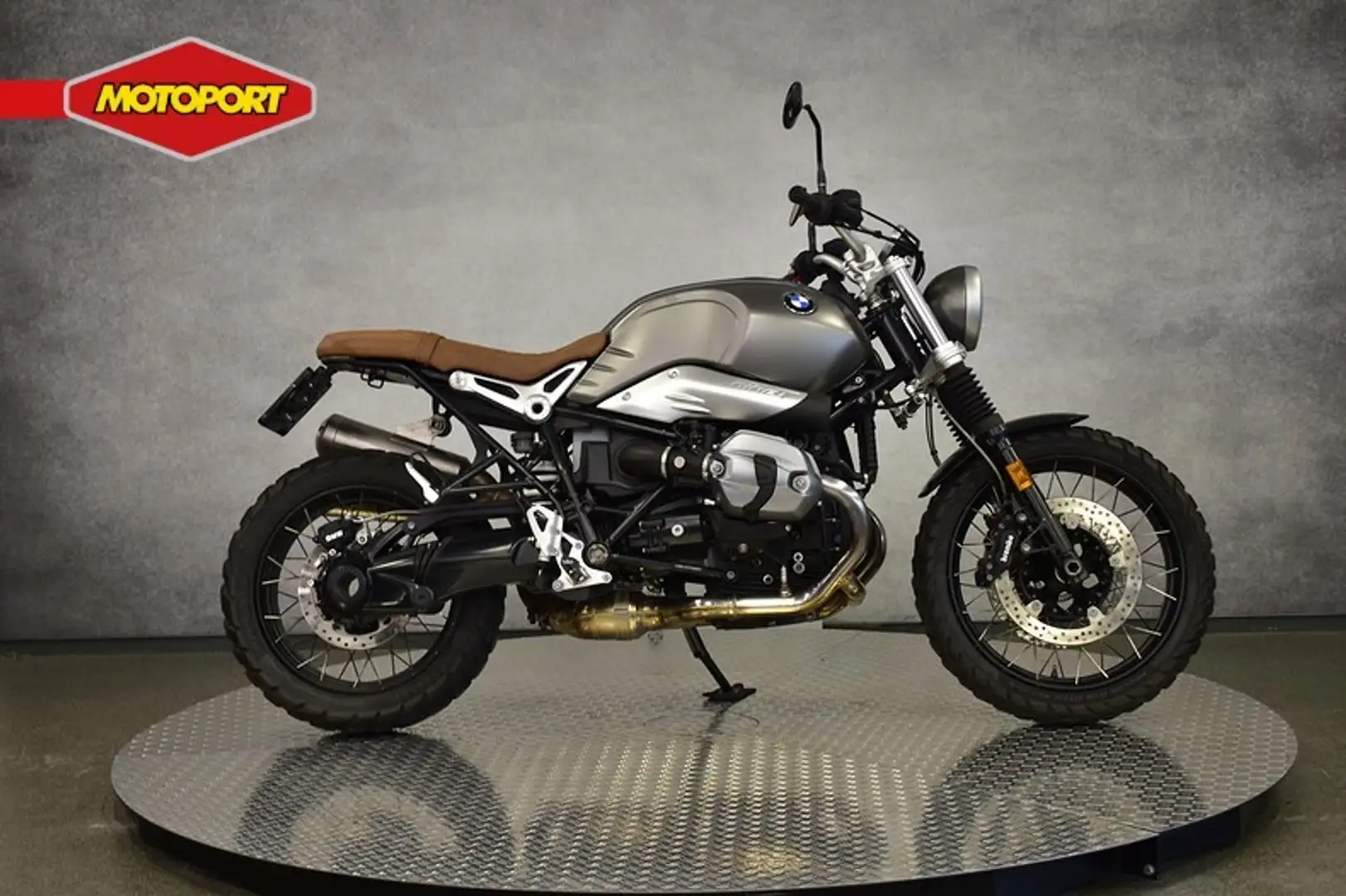 BMW R nineT SCRAMBLER Zwart - 1