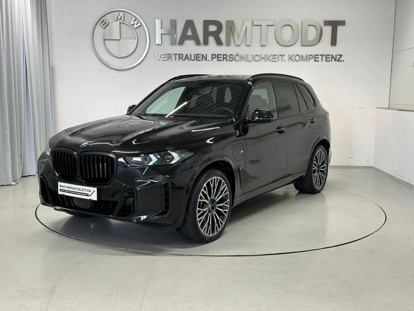 BMW X5 X5 xDrive50e Schwarz - 2