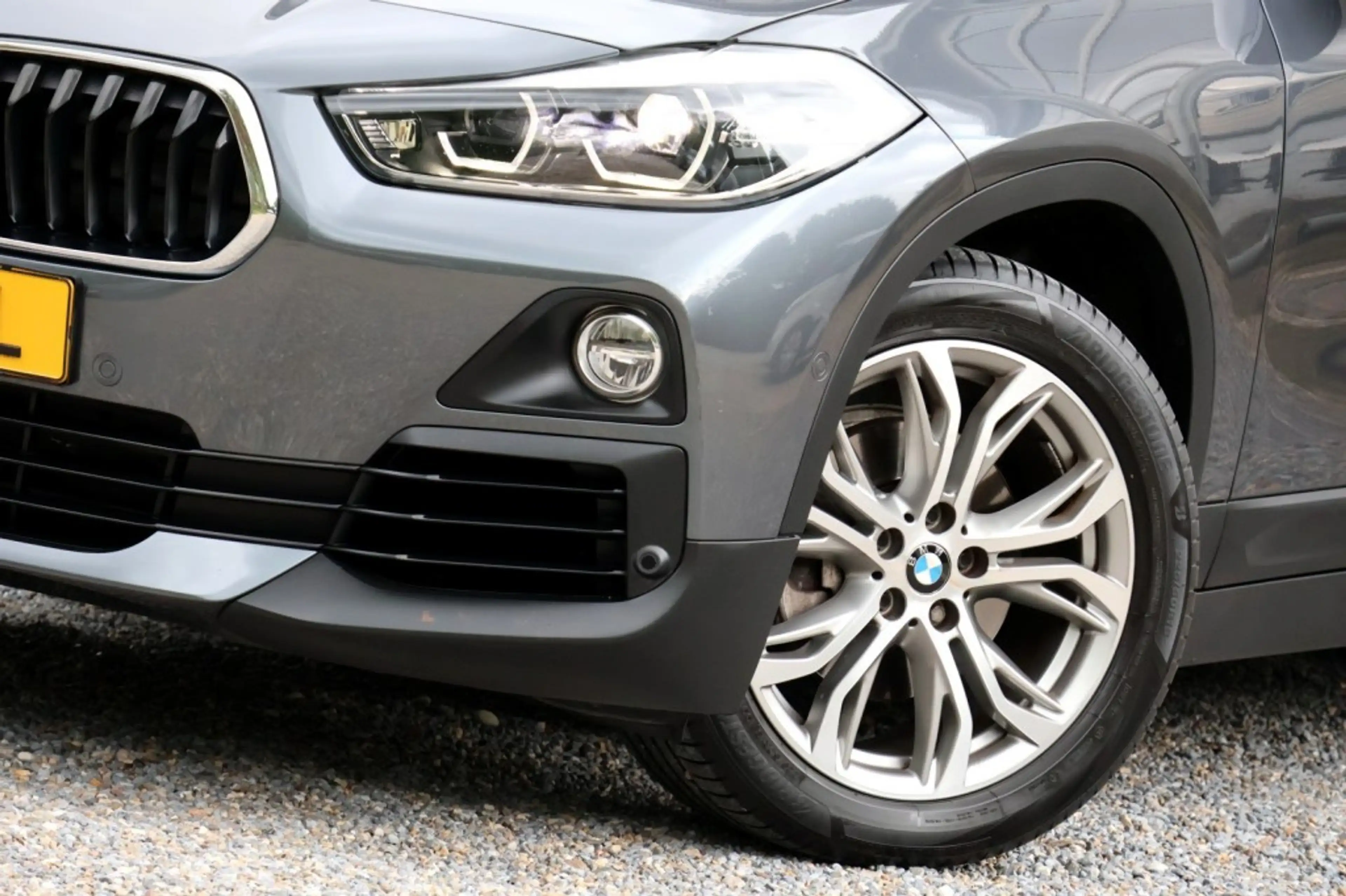 BMW X2 sDrive 18i - 140 pk **Navi / Led / DAB — photo 5