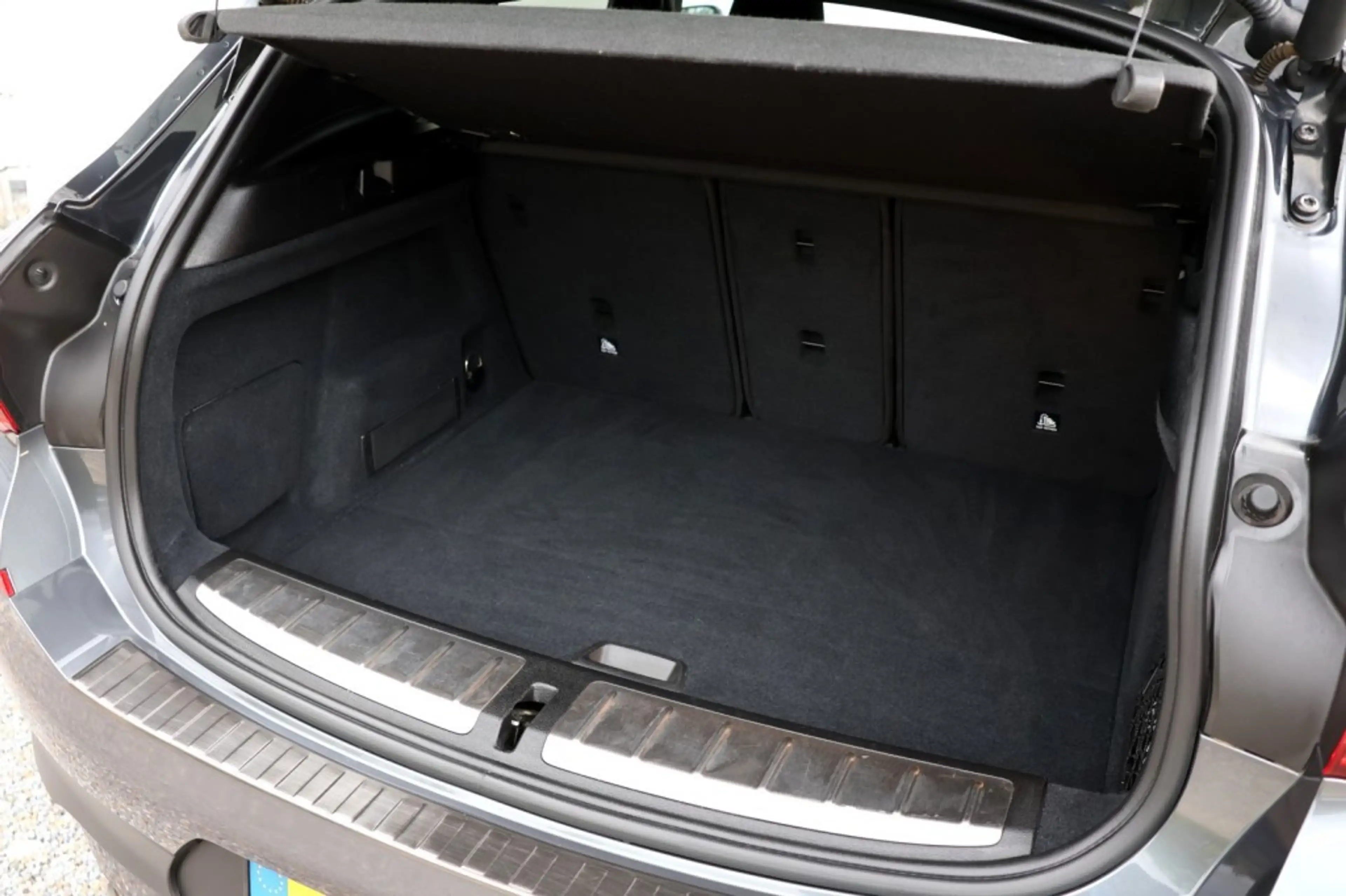 BMW X2 sDrive 18i - 140 pk **Navi / Led / DAB — photo 12