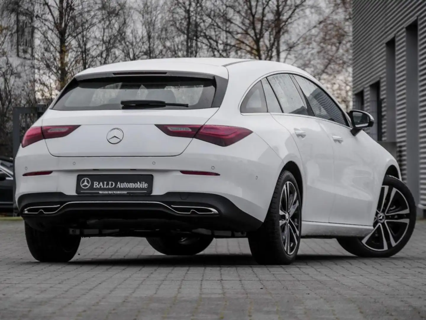 Mercedes-Benz CLA 180 CLA-Klasse  SB Progressive (EURO 6e) Progressive/L Weiß - 2