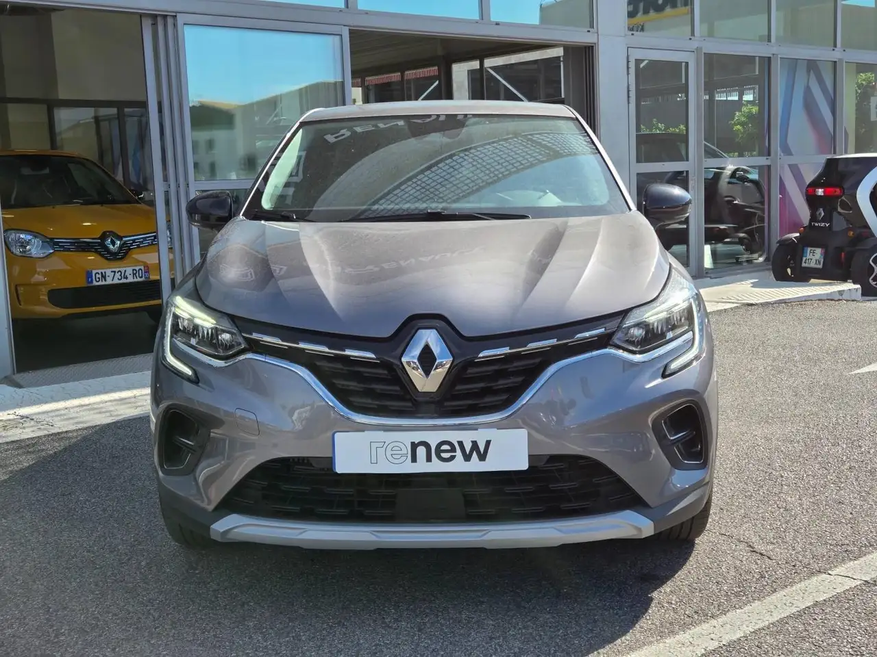 Renault Captur — photo 7